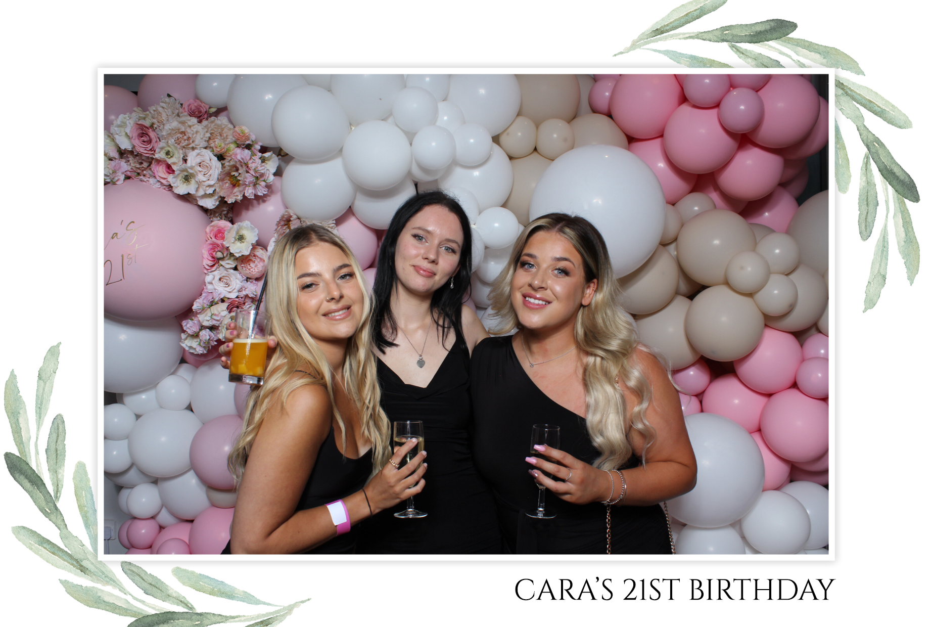 Cara's 21st | View more photos from the event at images.mobile-photo-booth.com/u/MobilePhotoBoothUK/Caras-21st