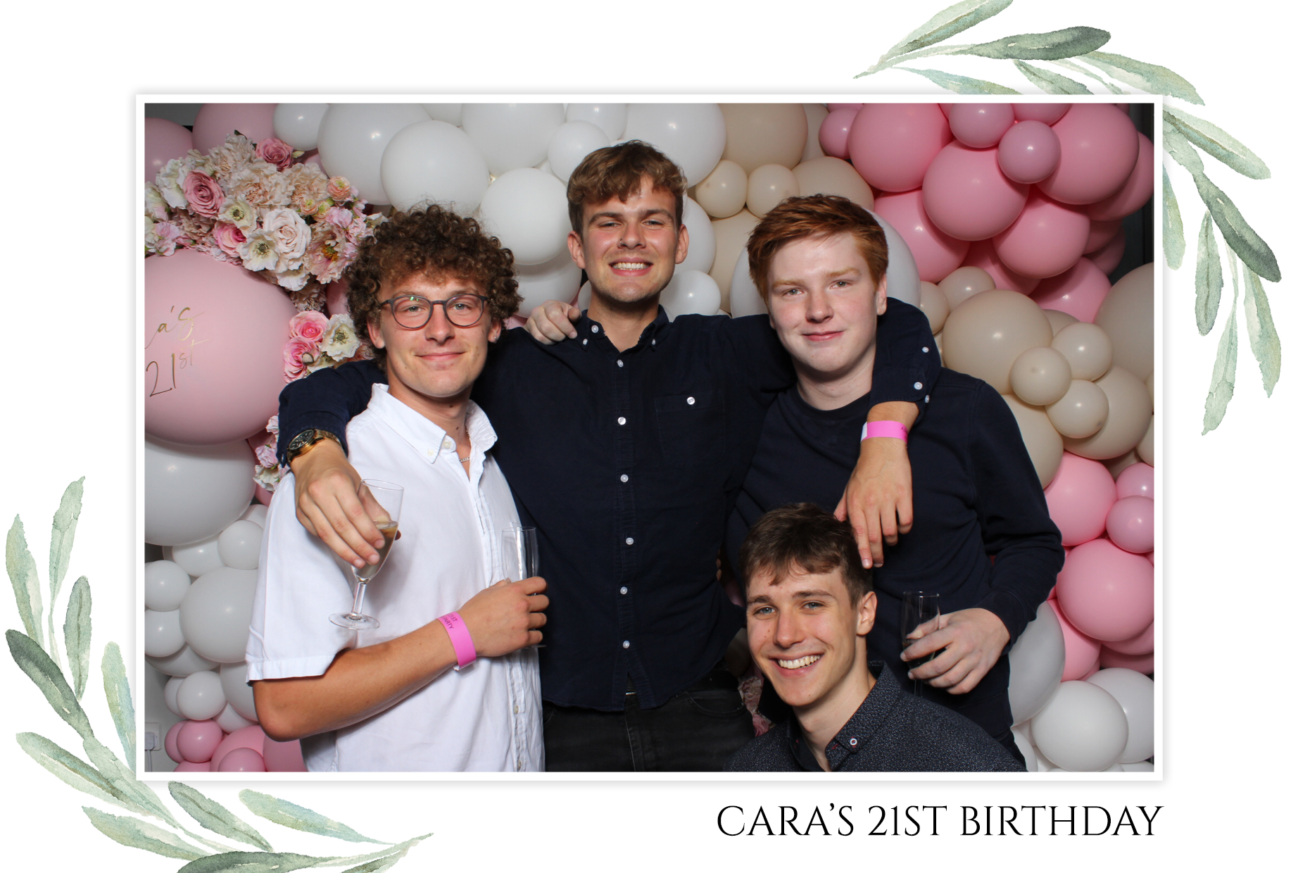 Cara's 21st | View more photos from the event at images.mobile-photo-booth.com/u/MobilePhotoBoothUK/Caras-21st