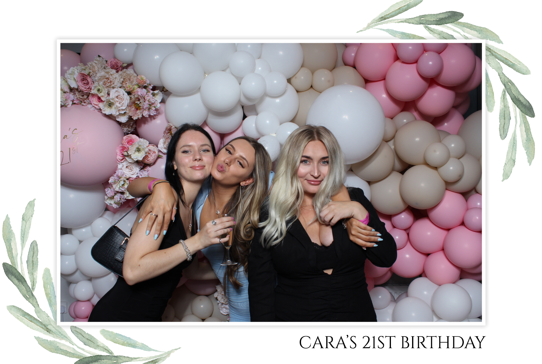 Cara's 21st | View more photos from the event at images.mobile-photo-booth.com/u/MobilePhotoBoothUK/Caras-21st