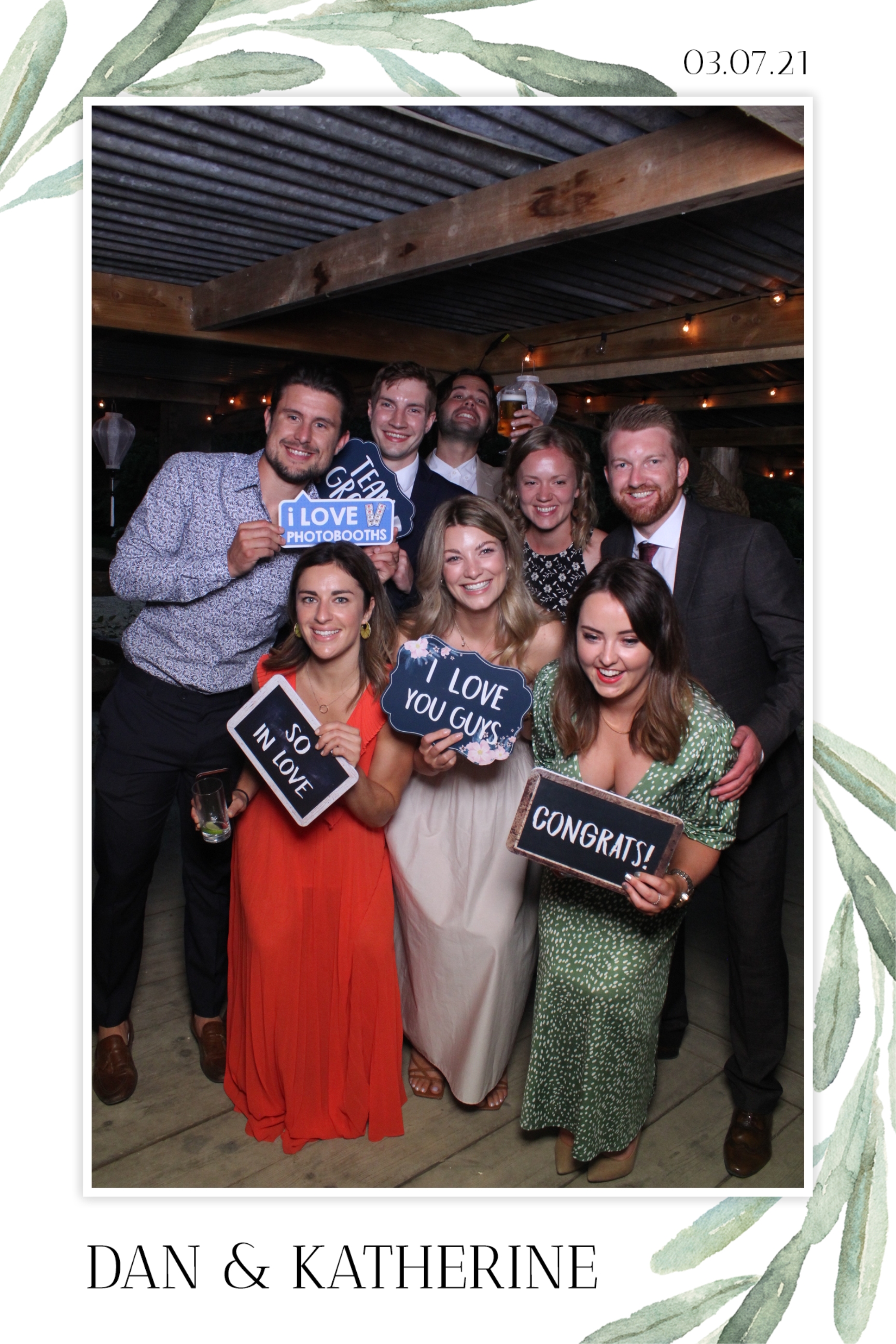 Dan & Katherine | View more photos from the event at images.mobile-photo-booth.com/u/MobilePhotoBoothUK/Dan-Katherine