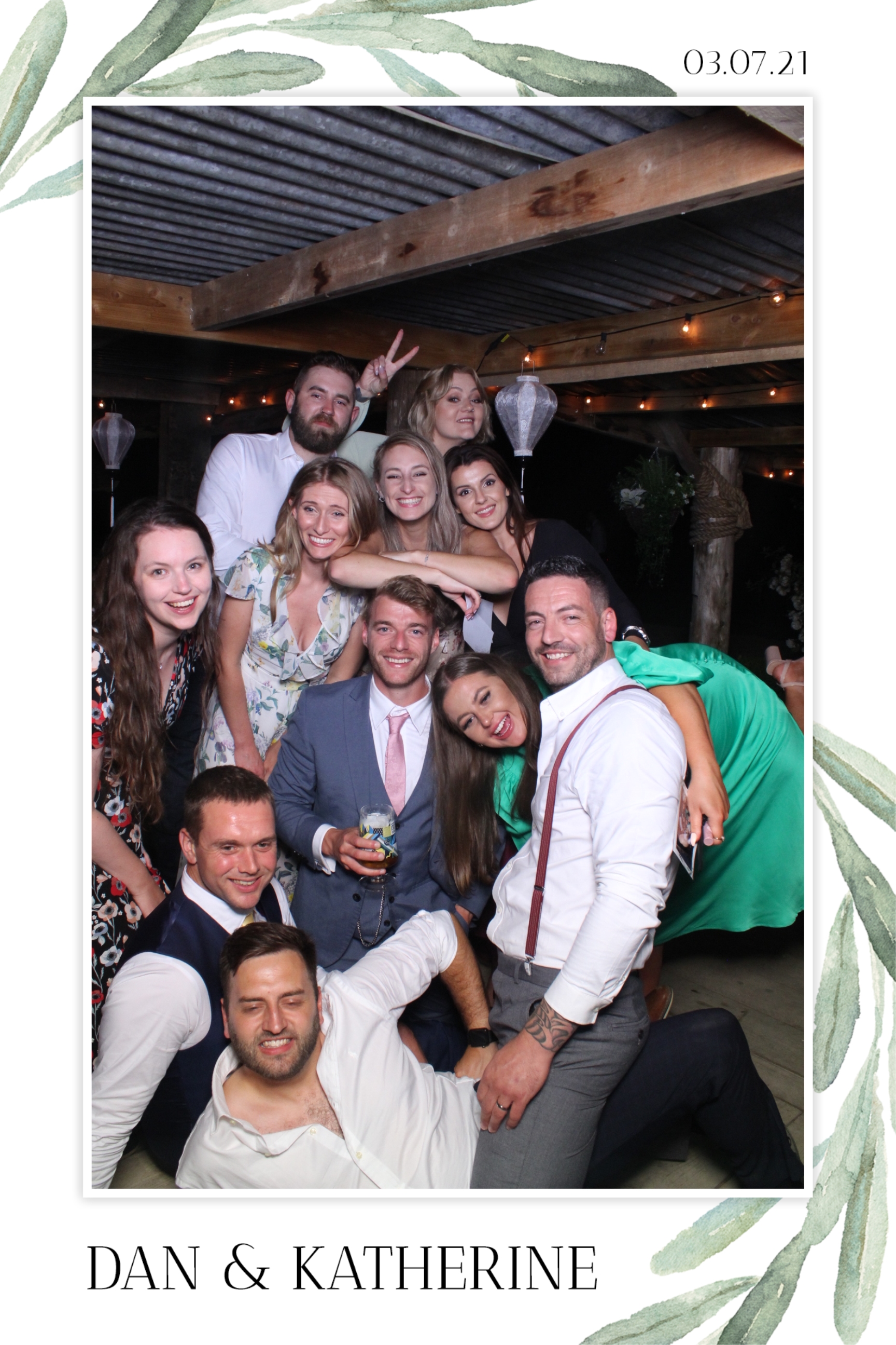 Dan & Katherine | View more photos from the event at images.mobile-photo-booth.com/u/MobilePhotoBoothUK/Dan-Katherine