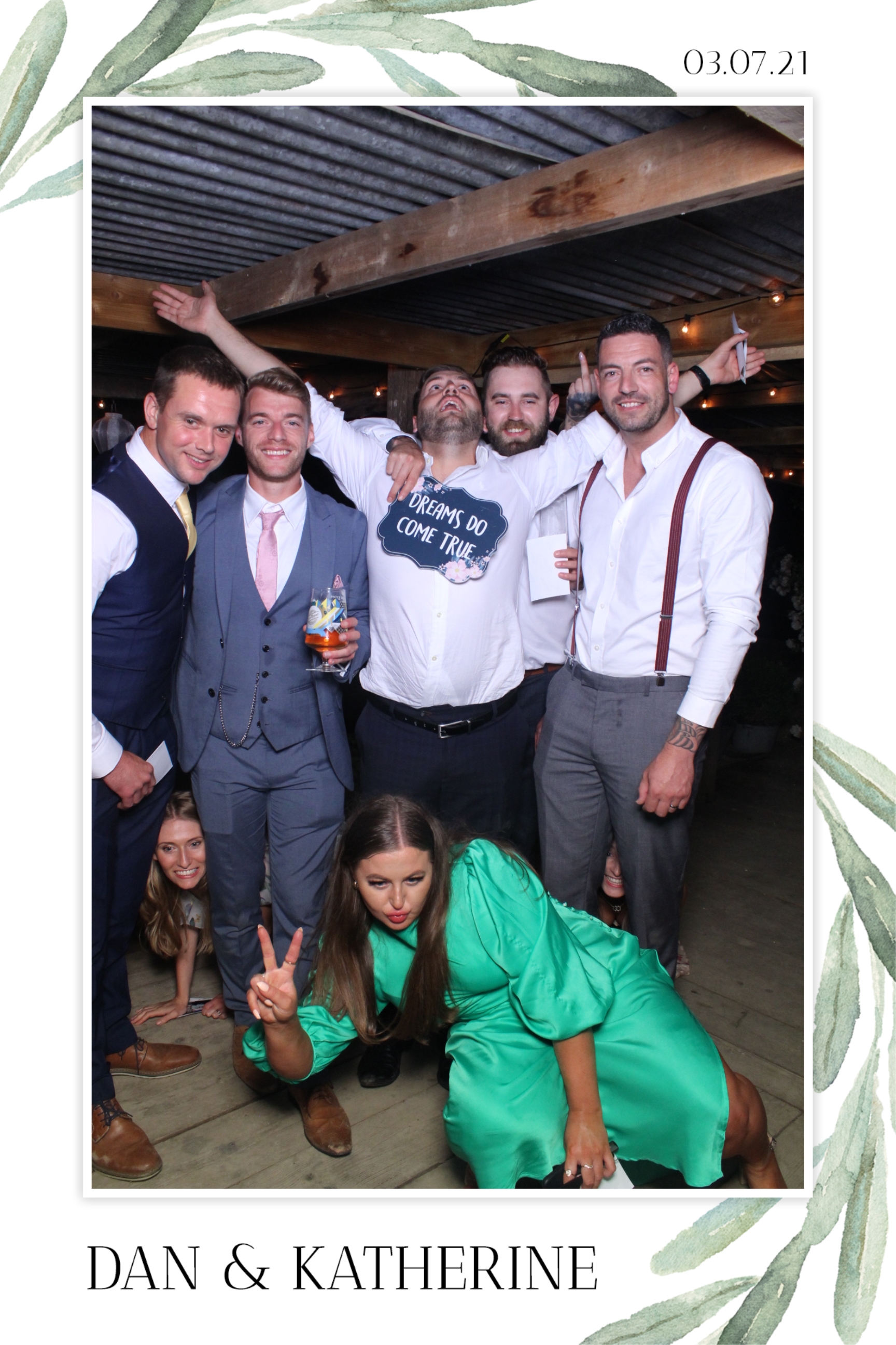 Dan & Katherine | View more photos from the event at images.mobile-photo-booth.com/u/MobilePhotoBoothUK/Dan-Katherine