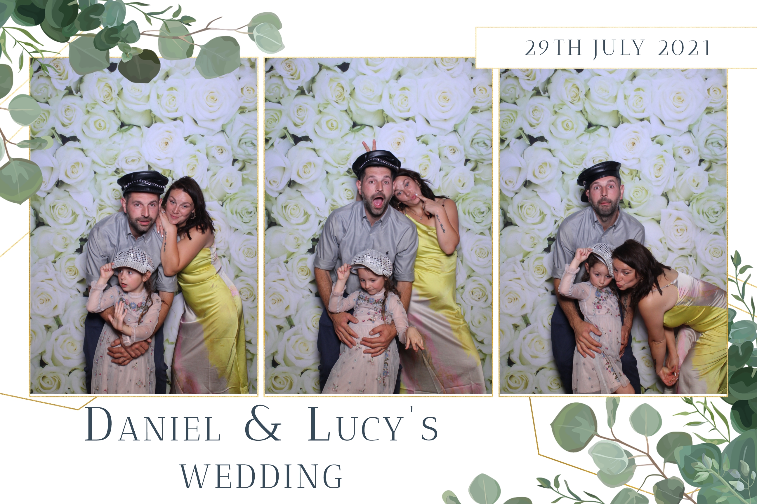 Daniel & Lucy | View more photos from the event at images.mobile-photo-booth.com/u/MobilePhotoBoothUK/Daniel-Lucy