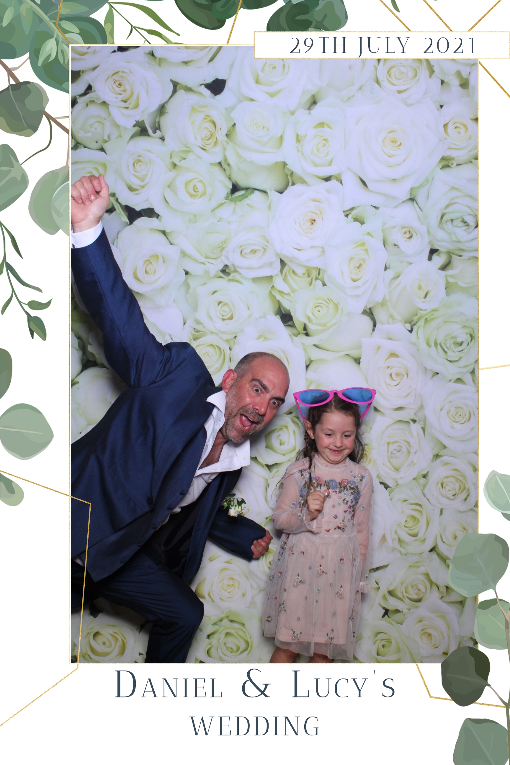 Daniel & Lucy | View more photos from the event at images.mobile-photo-booth.com/u/MobilePhotoBoothUK/Daniel-Lucy