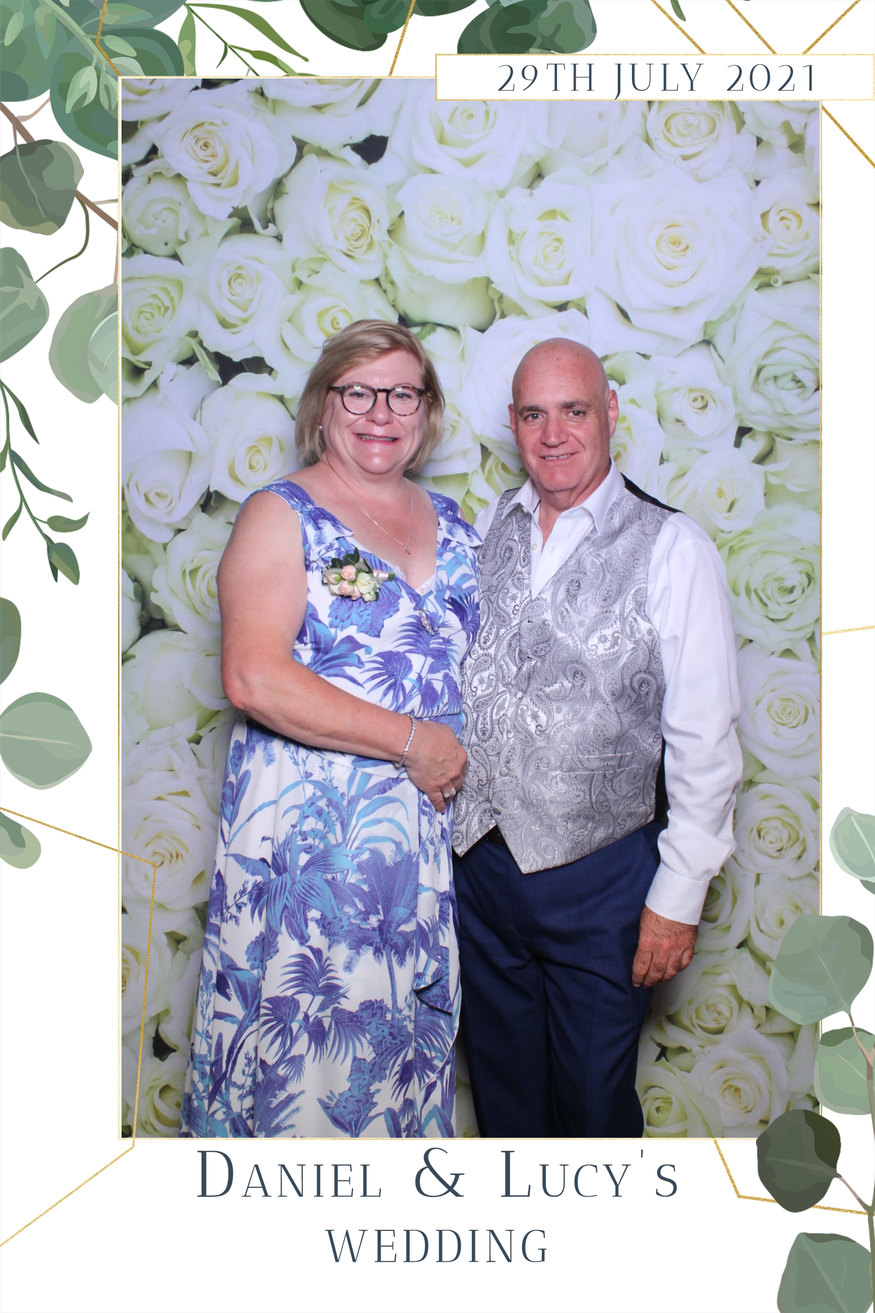 Daniel & Lucy | View more photos from the event at images.mobile-photo-booth.com/u/MobilePhotoBoothUK/Daniel-Lucy