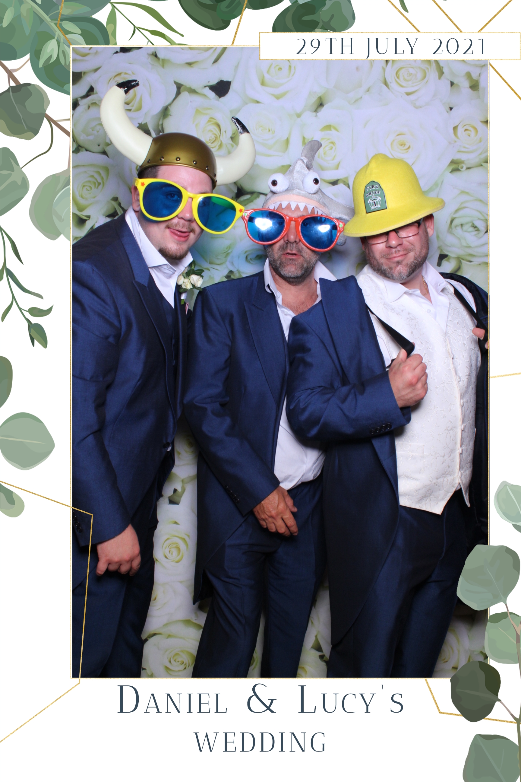 Daniel & Lucy | View more photos from the event at images.mobile-photo-booth.com/u/MobilePhotoBoothUK/Daniel-Lucy