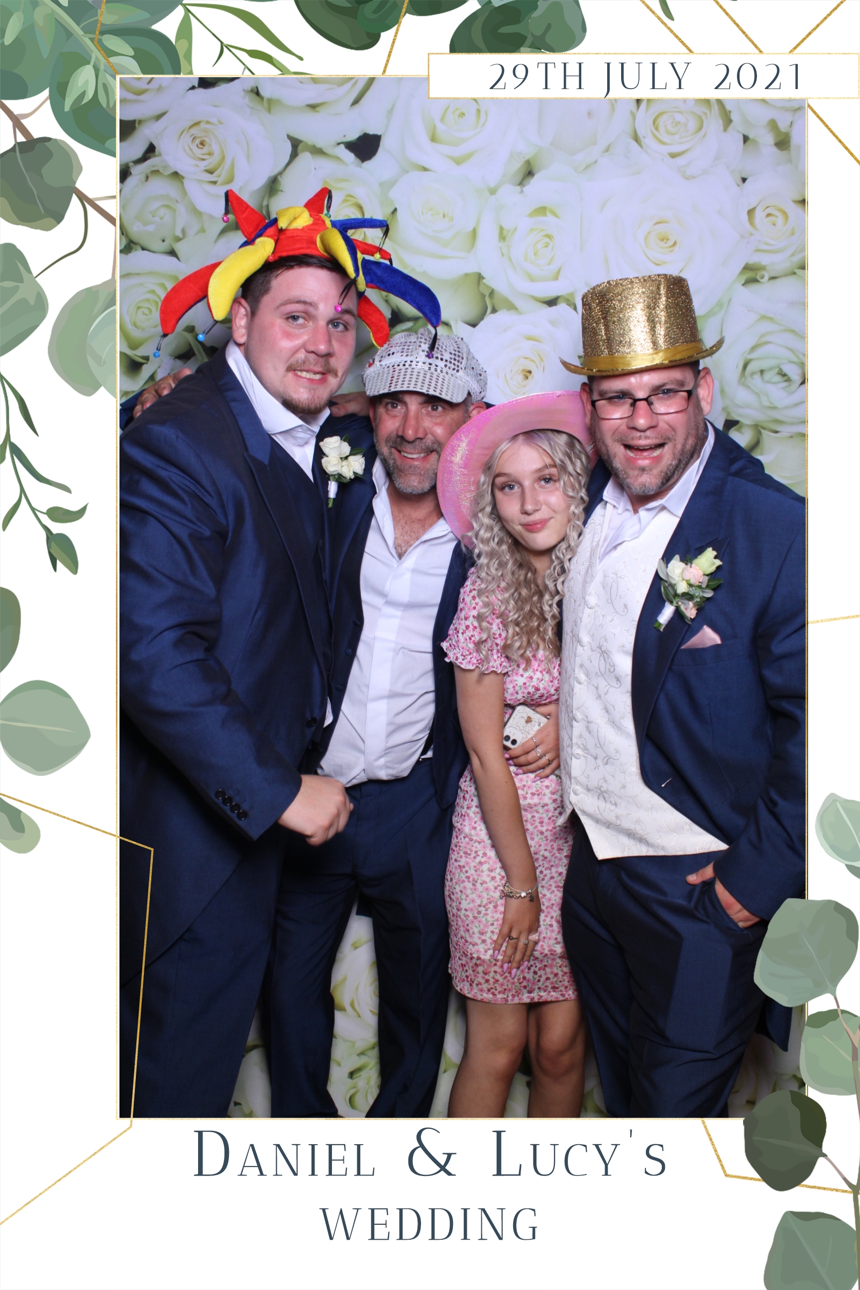 Daniel & Lucy | View more photos from the event at images.mobile-photo-booth.com/u/MobilePhotoBoothUK/Daniel-Lucy