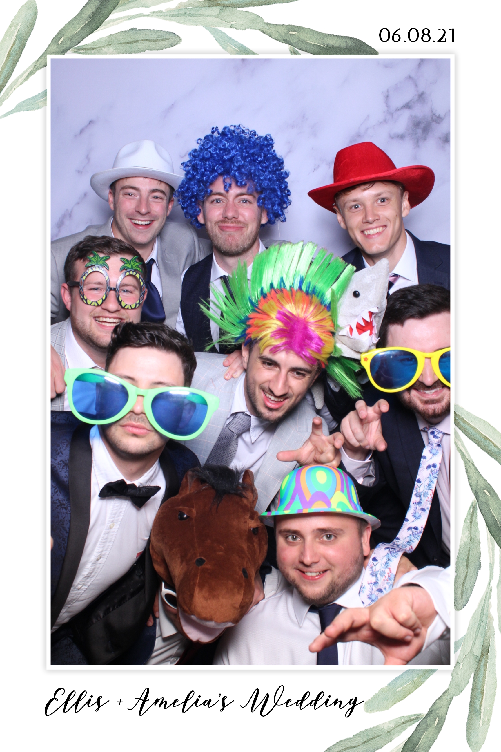 Ellis & Amelia | View more photos from the event at images.mobile-photo-booth.com/u/MobilePhotoBoothUK/Ellis-Amelia