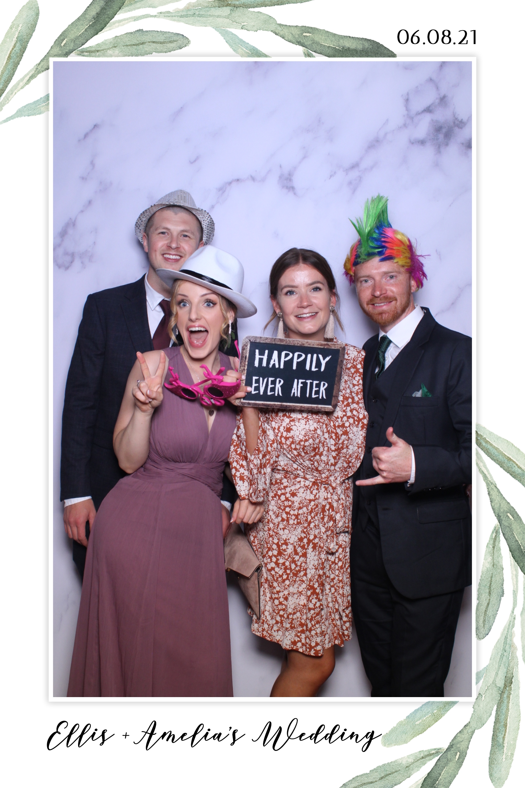 Ellis & Amelia | View more photos from the event at images.mobile-photo-booth.com/u/MobilePhotoBoothUK/Ellis-Amelia