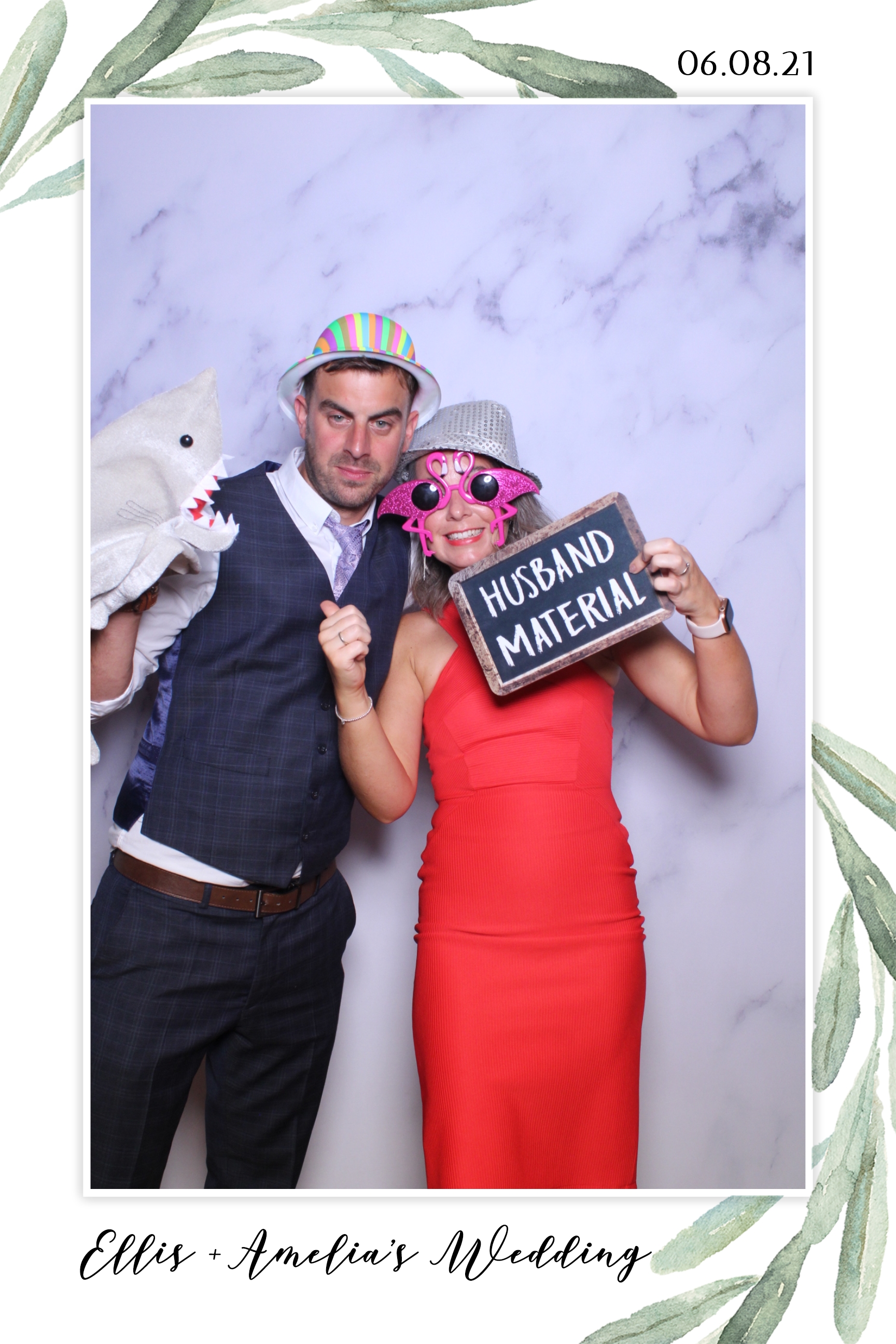 Ellis & Amelia | View more photos from the event at images.mobile-photo-booth.com/u/MobilePhotoBoothUK/Ellis-Amelia