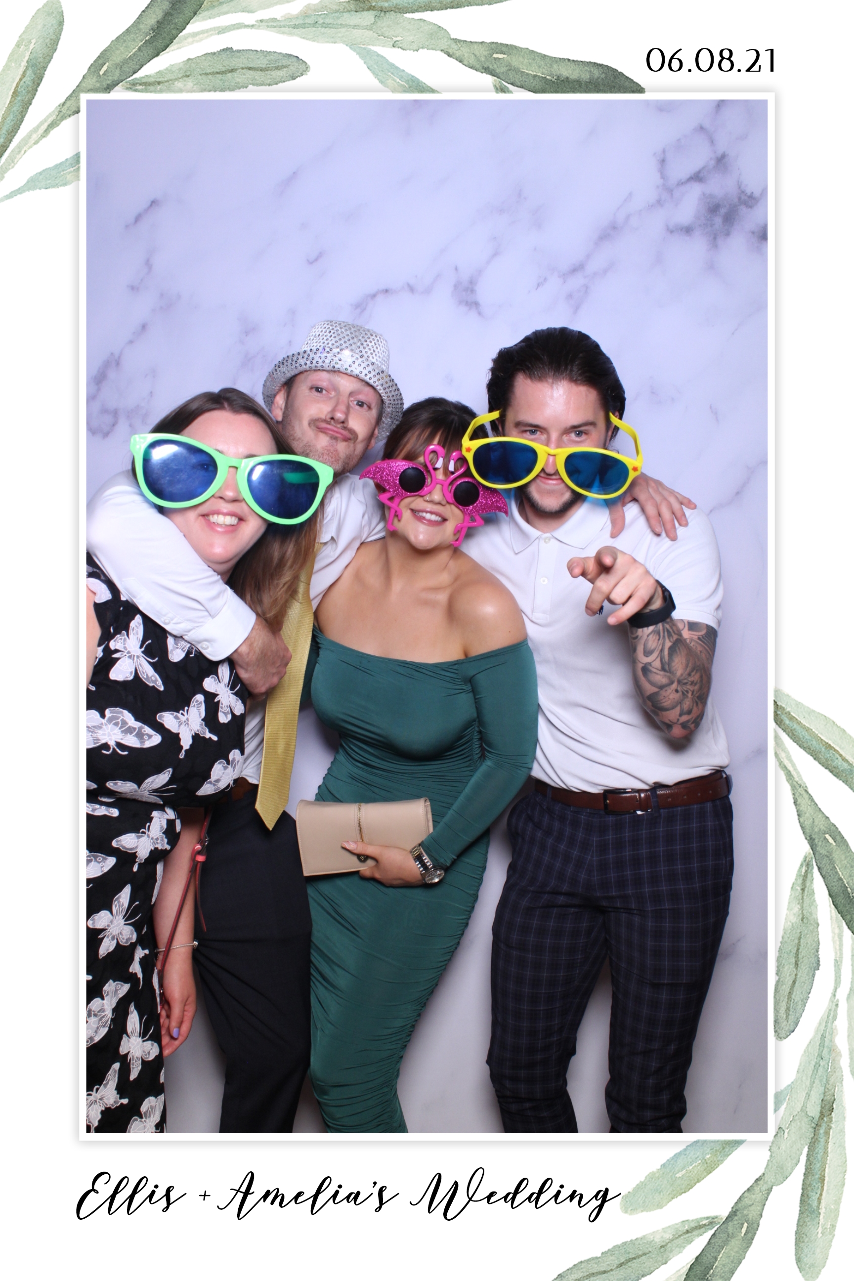 Ellis & Amelia | View more photos from the event at images.mobile-photo-booth.com/u/MobilePhotoBoothUK/Ellis-Amelia