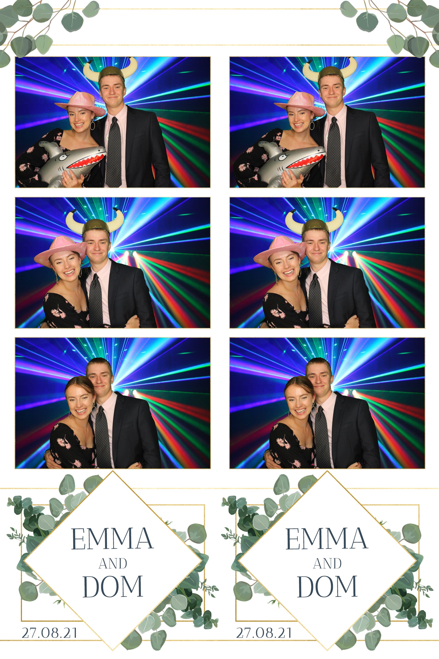 Emma & Dom | View more photos from the event at images.mobile-photo-booth.com/u/MobilePhotoBoothUK/Emma-Dom