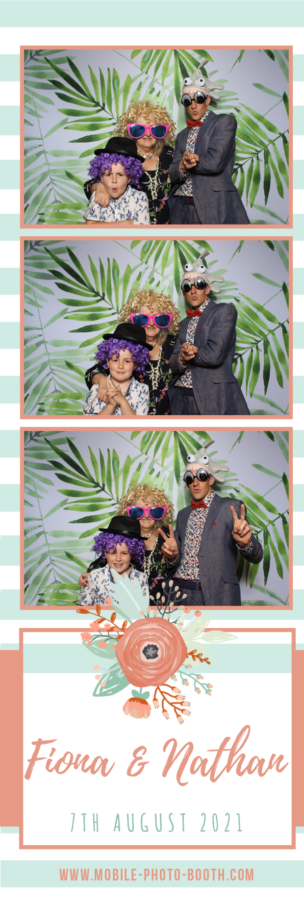 Fiona & Nathan | View more photos from the event at images.mobile-photo-booth.com/u/MobilePhotoBoothUK/Fiona-Nathan