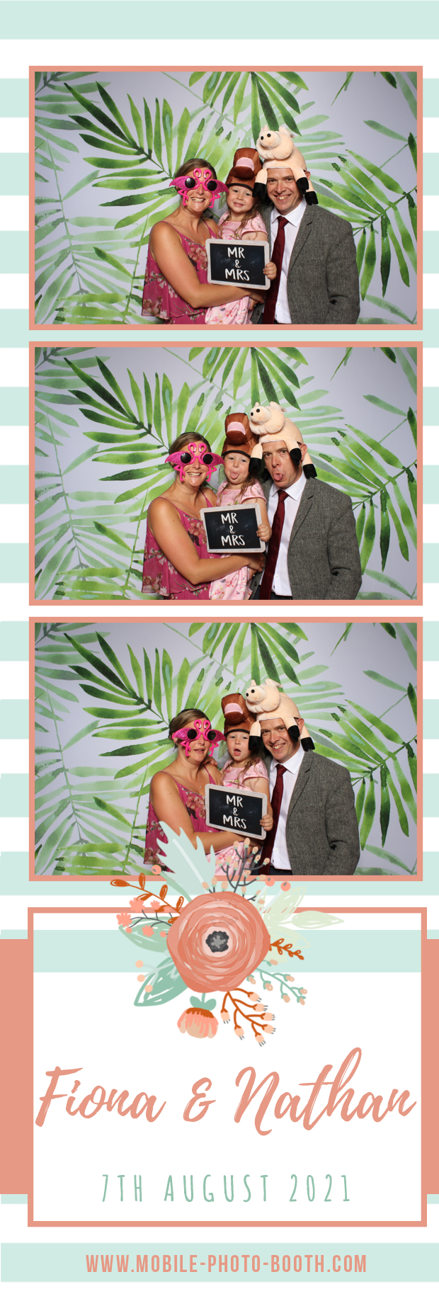 Fiona & Nathan | View more photos from the event at images.mobile-photo-booth.com/u/MobilePhotoBoothUK/Fiona-Nathan