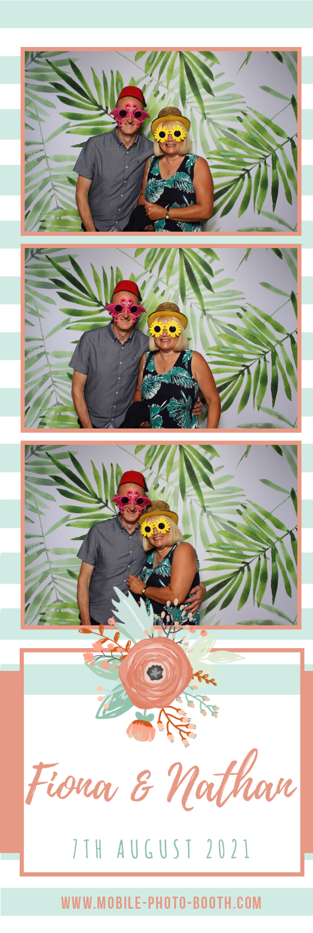 Fiona & Nathan | View more photos from the event at images.mobile-photo-booth.com/u/MobilePhotoBoothUK/Fiona-Nathan