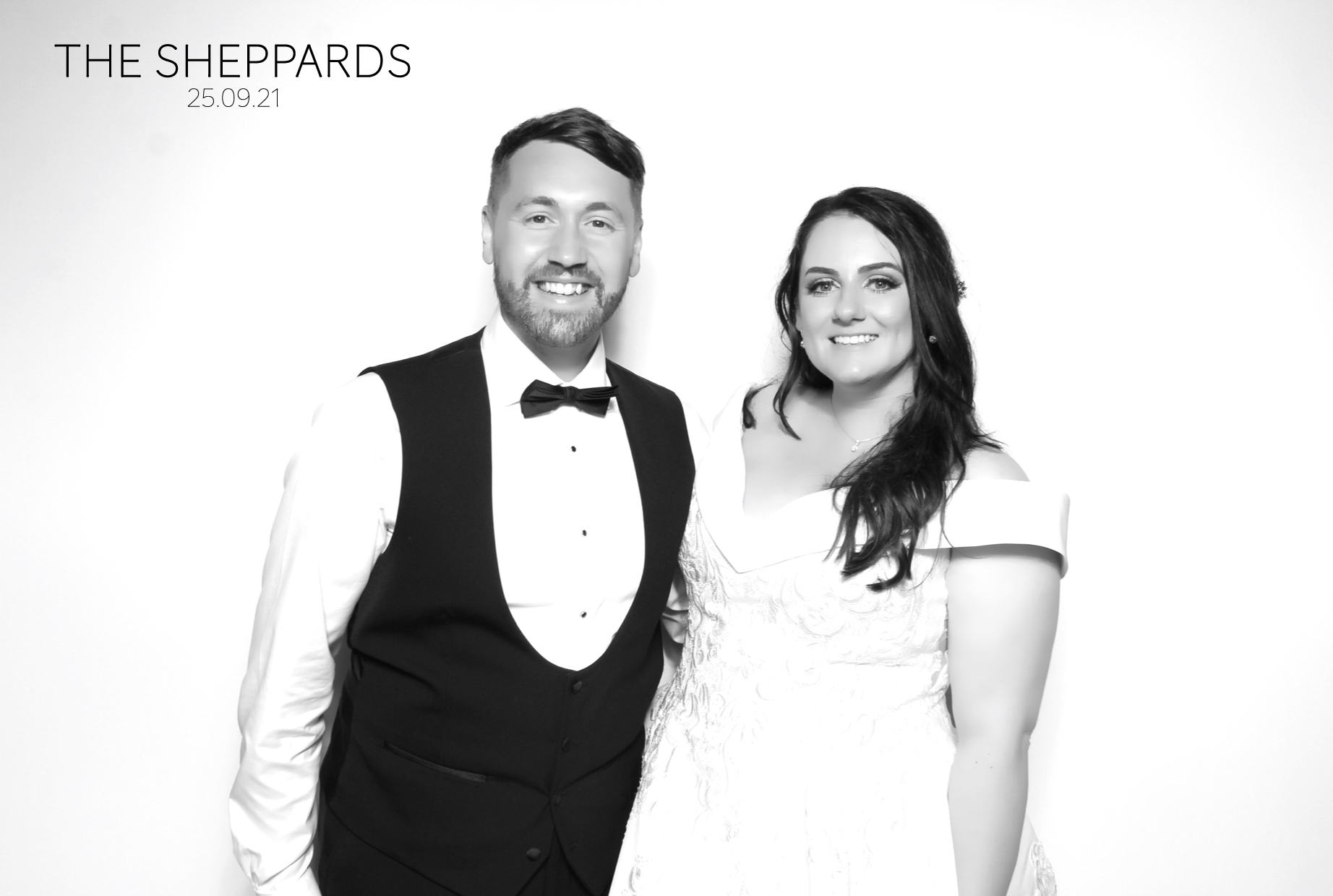 Jodie & Joe | View more photos from the event at images.mobile-photo-booth.com/u/MobilePhotoBoothUK/Jodie-Joe
