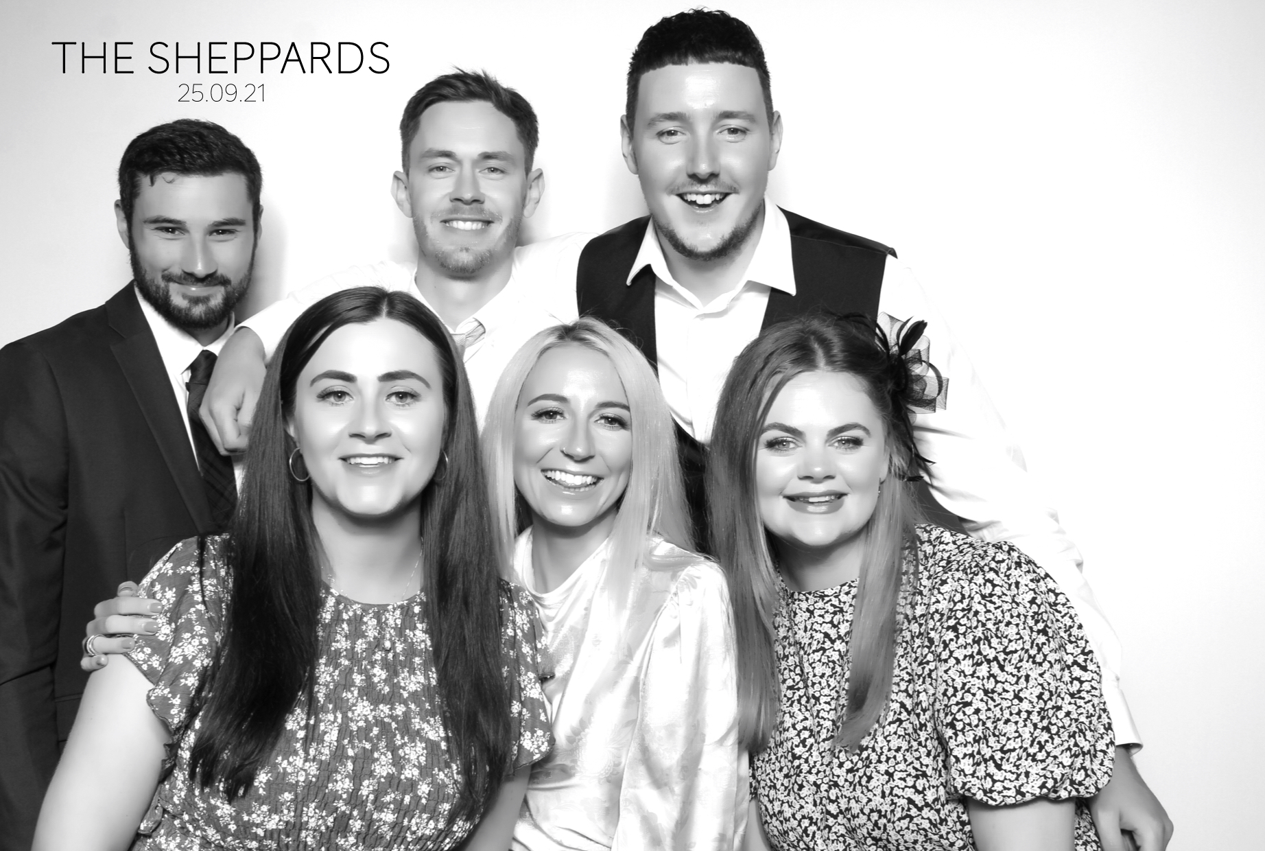 Jodie & Joe | View more photos from the event at images.mobile-photo-booth.com/u/MobilePhotoBoothUK/Jodie-Joe