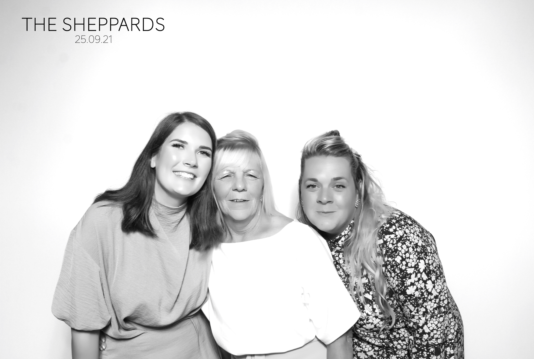 Jodie & Joe | View more photos from the event at images.mobile-photo-booth.com/u/MobilePhotoBoothUK/Jodie-Joe