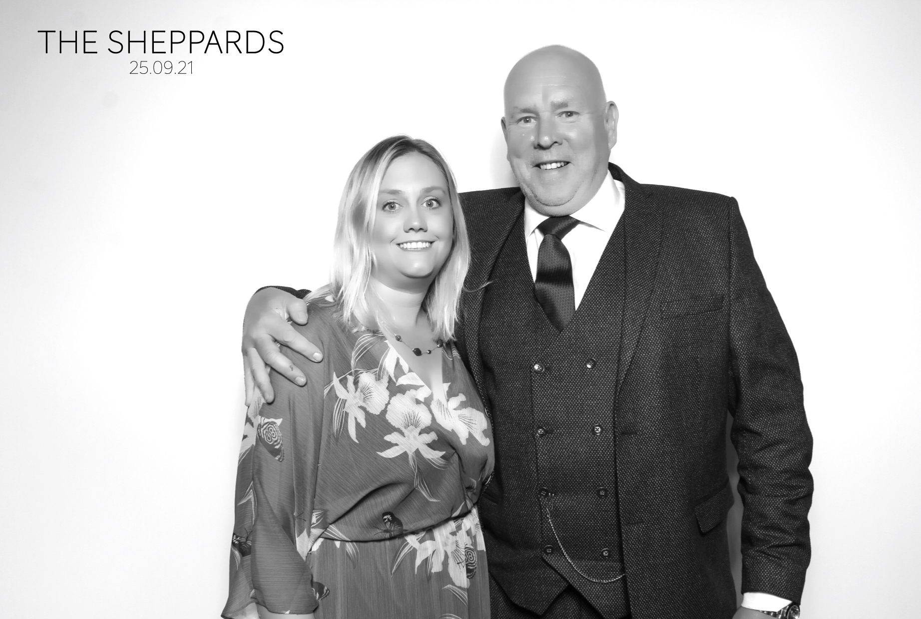Jodie & Joe | View more photos from the event at images.mobile-photo-booth.com/u/MobilePhotoBoothUK/Jodie-Joe