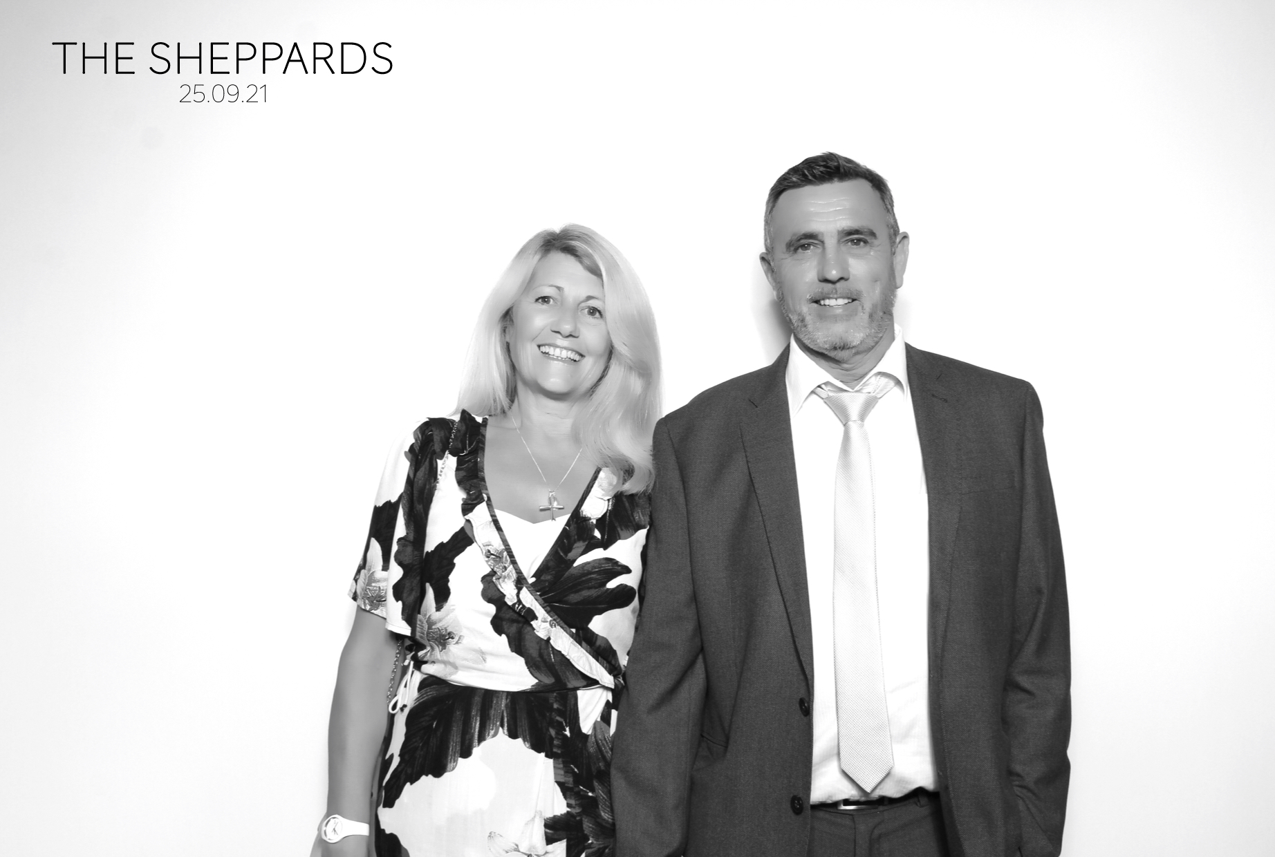 Jodie & Joe | View more photos from the event at images.mobile-photo-booth.com/u/MobilePhotoBoothUK/Jodie-Joe