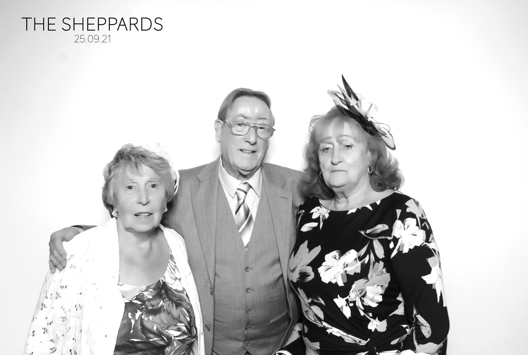 Jodie & Joe | View more photos from the event at images.mobile-photo-booth.com/u/MobilePhotoBoothUK/Jodie-Joe