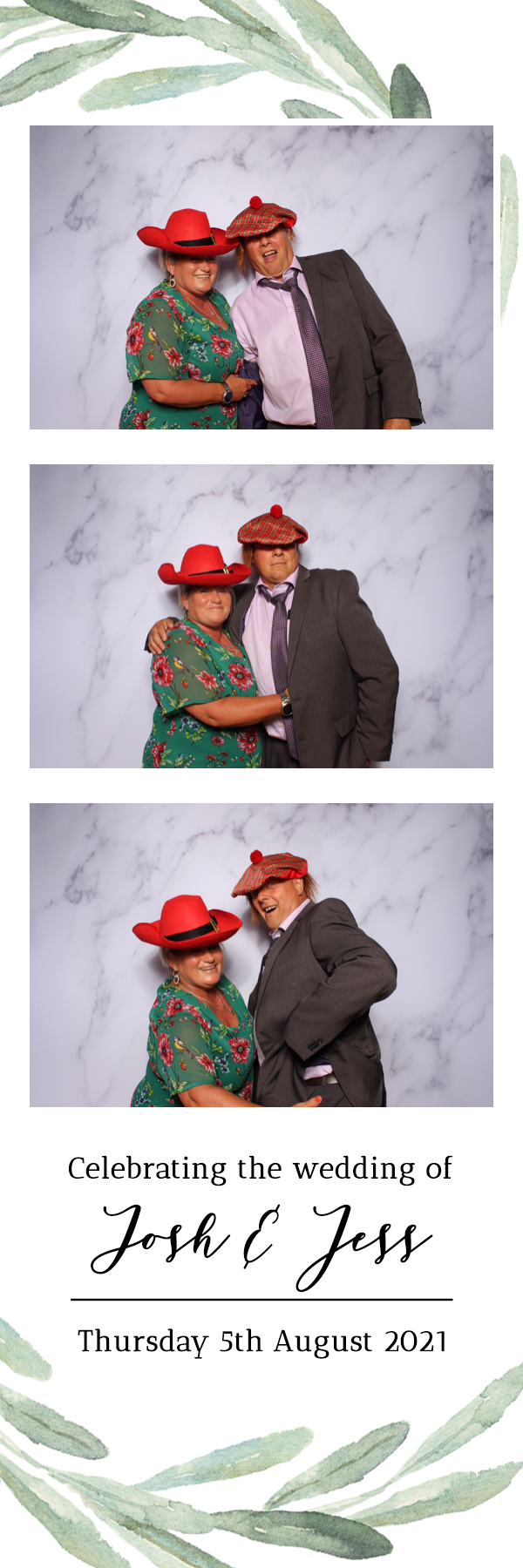 Josh & Jess | View more photos from the event at images.mobile-photo-booth.com/u/MobilePhotoBoothUK/Josh-Jess