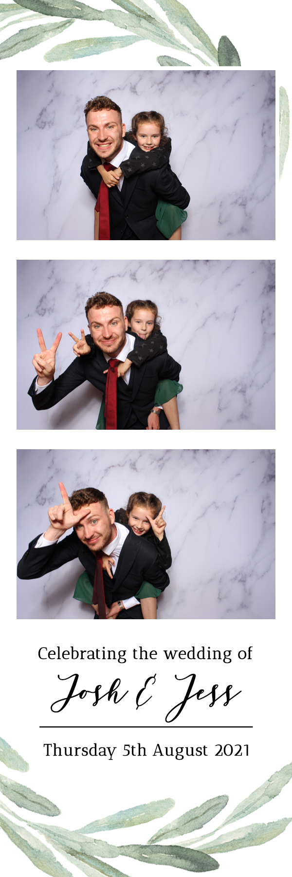 Josh & Jess | View more photos from the event at images.mobile-photo-booth.com/u/MobilePhotoBoothUK/Josh-Jess