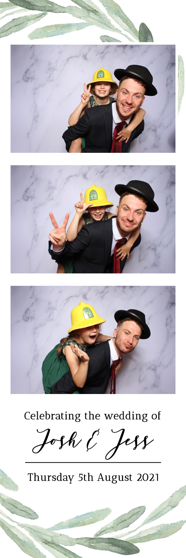 Josh & Jess | View more photos from the event at images.mobile-photo-booth.com/u/MobilePhotoBoothUK/Josh-Jess