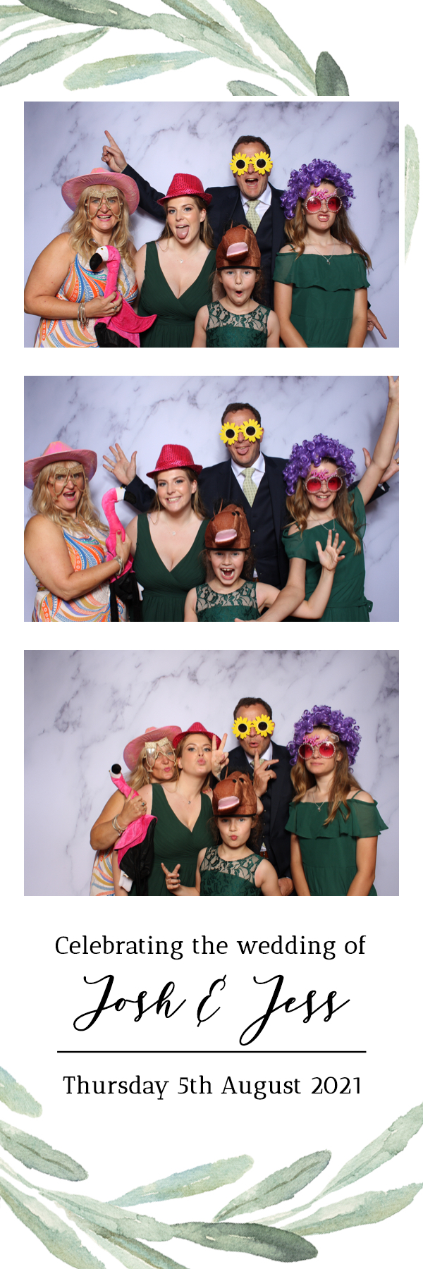 Josh & Jess | View more photos from the event at images.mobile-photo-booth.com/u/MobilePhotoBoothUK/Josh-Jess