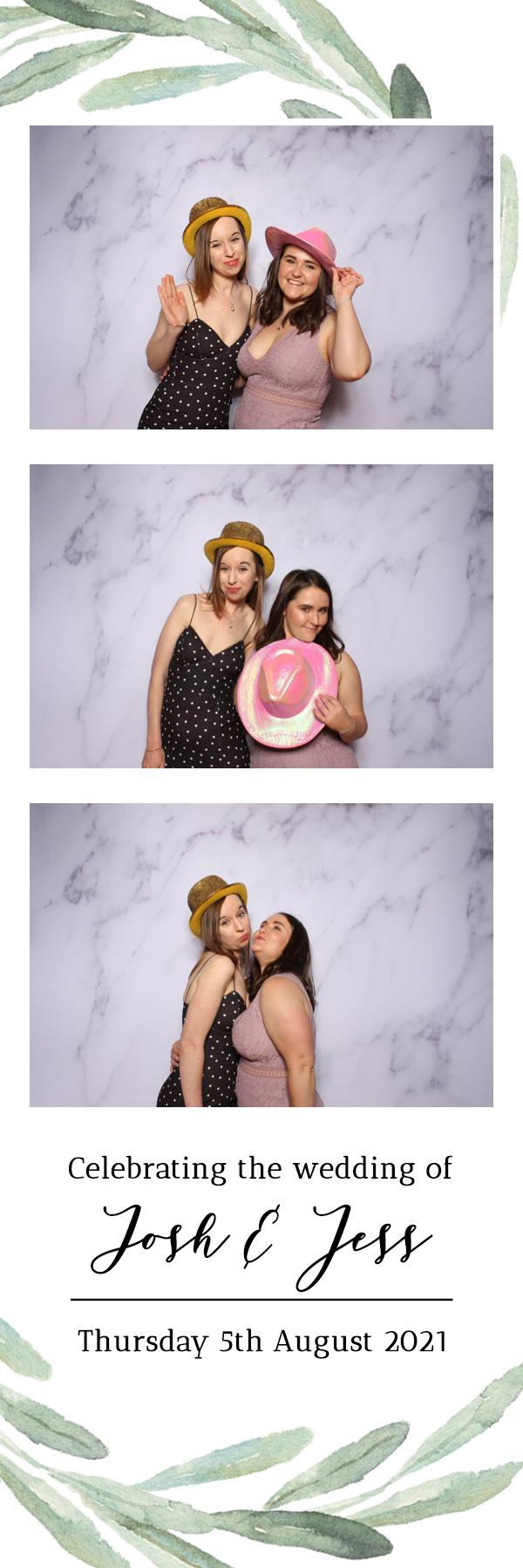 Josh & Jess | View more photos from the event at images.mobile-photo-booth.com/u/MobilePhotoBoothUK/Josh-Jess