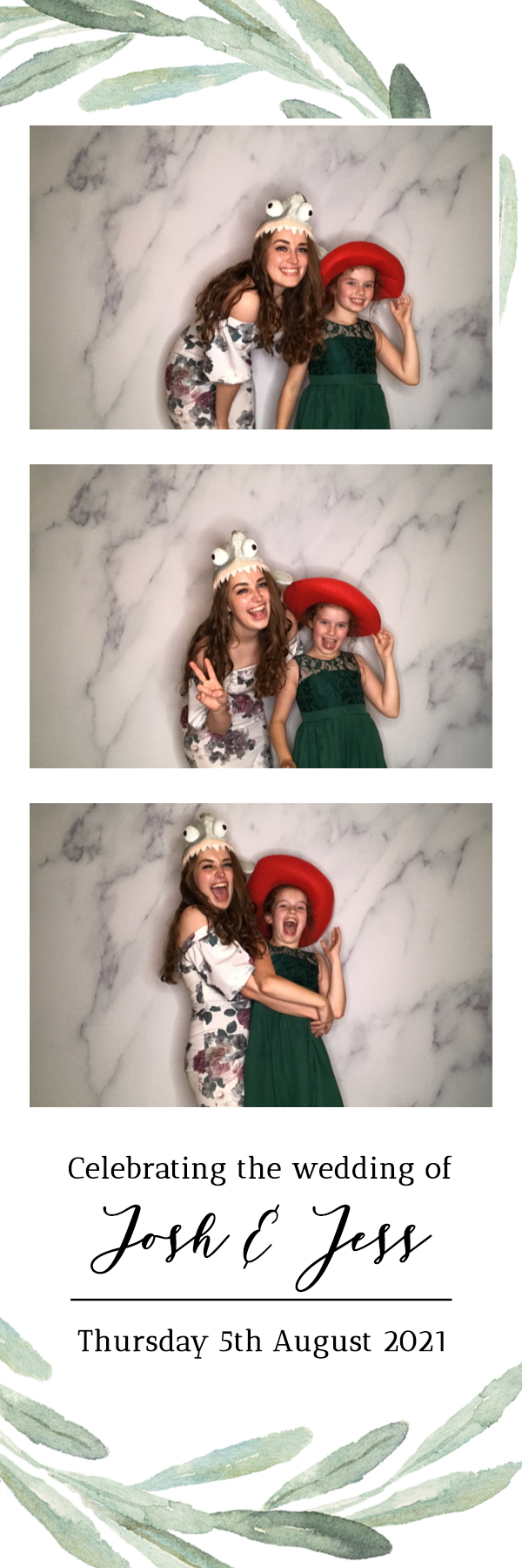 Josh & Jess | View more photos from the event at images.mobile-photo-booth.com/u/MobilePhotoBoothUK/Josh-Jess
