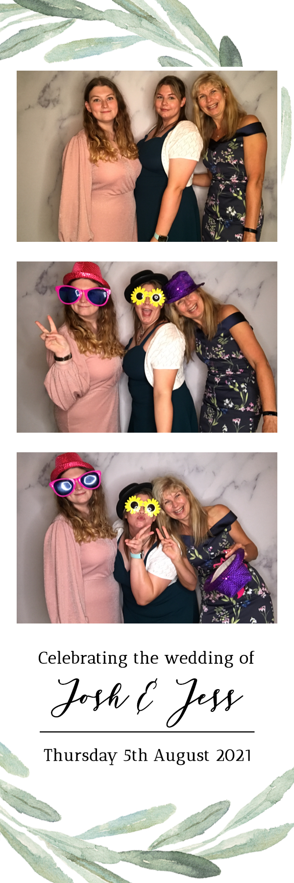 Josh & Jess | View more photos from the event at images.mobile-photo-booth.com/u/MobilePhotoBoothUK/Josh-Jess