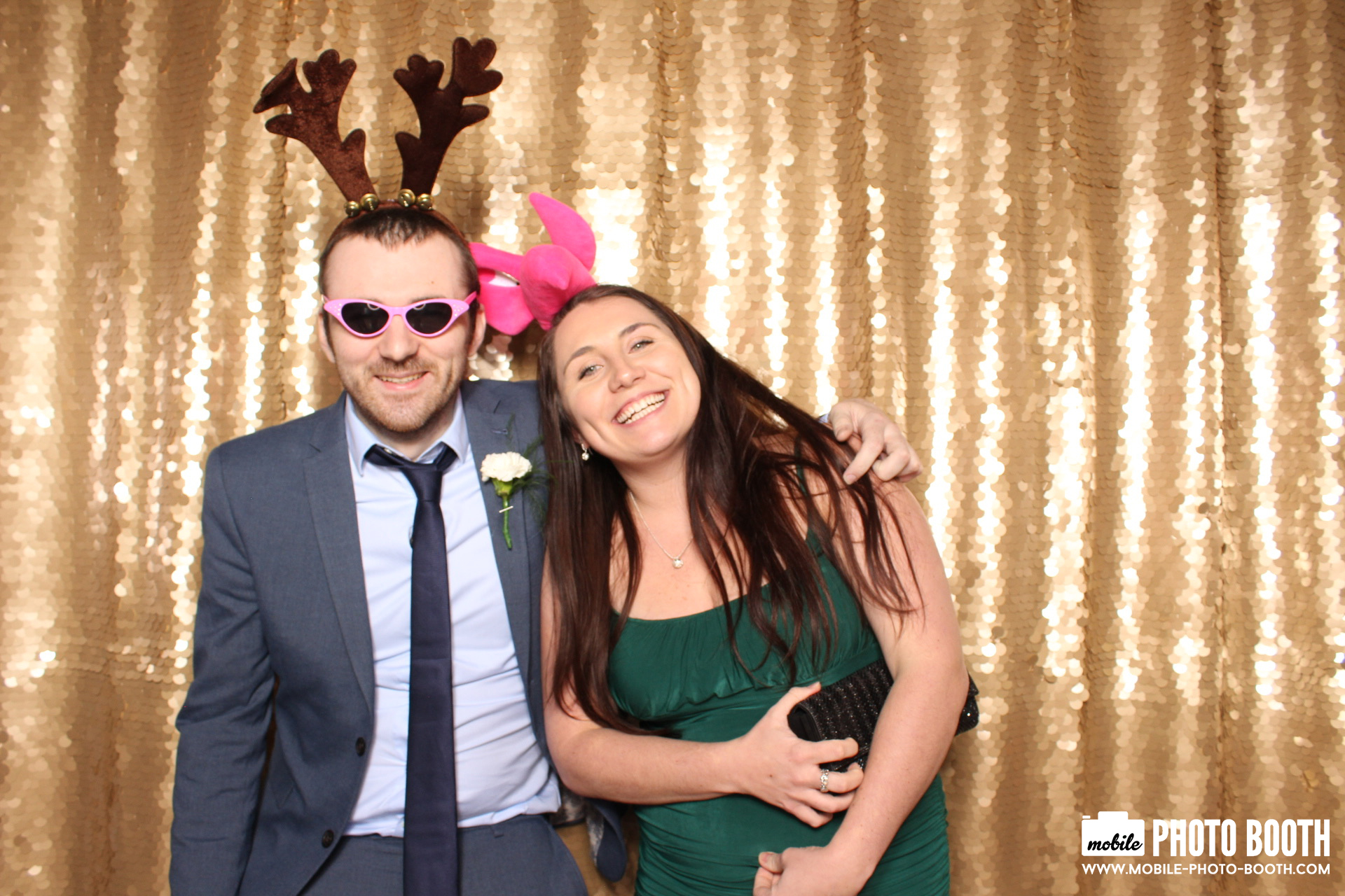 Mike & Molly | View more photos from the event at images.mobile-photo-booth.com/u/MobilePhotoBoothUK/Mike-Molly