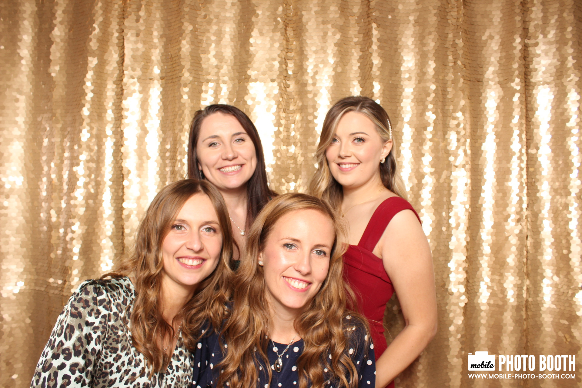 Mike & Molly | View more photos from the event at images.mobile-photo-booth.com/u/MobilePhotoBoothUK/Mike-Molly