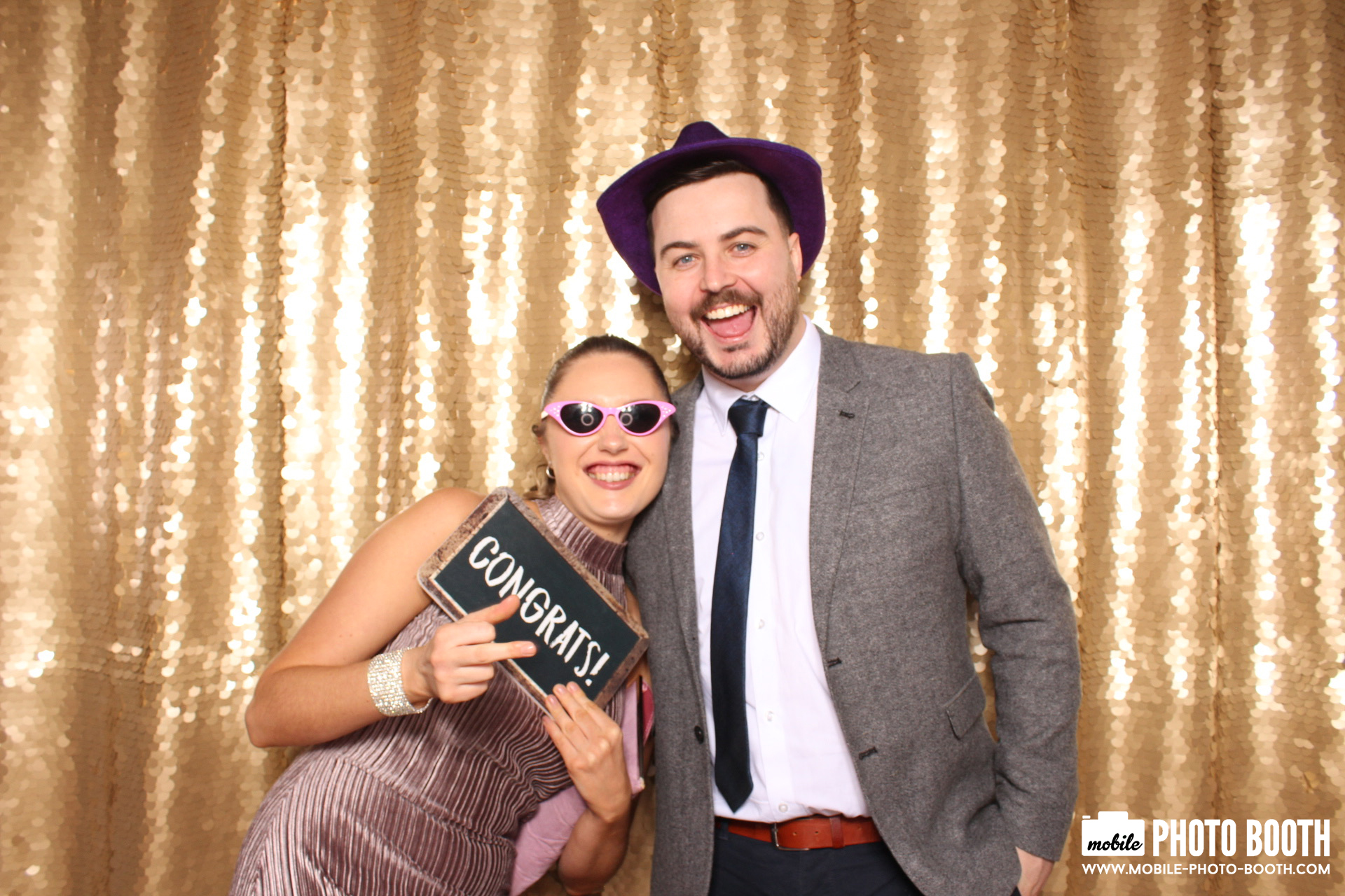 Mike & Molly | View more photos from the event at images.mobile-photo-booth.com/u/MobilePhotoBoothUK/Mike-Molly