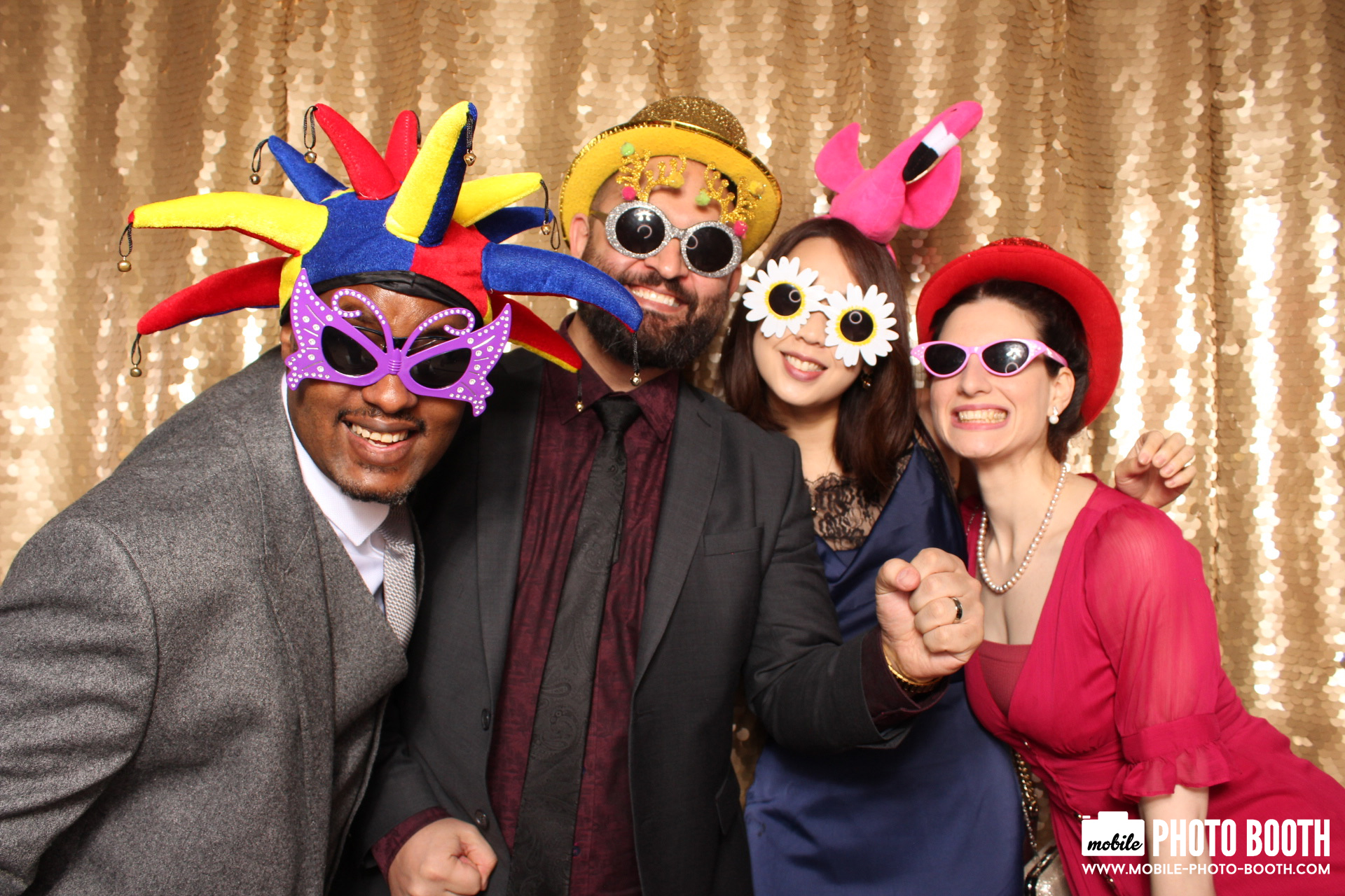 Mike & Molly | View more photos from the event at images.mobile-photo-booth.com/u/MobilePhotoBoothUK/Mike-Molly
