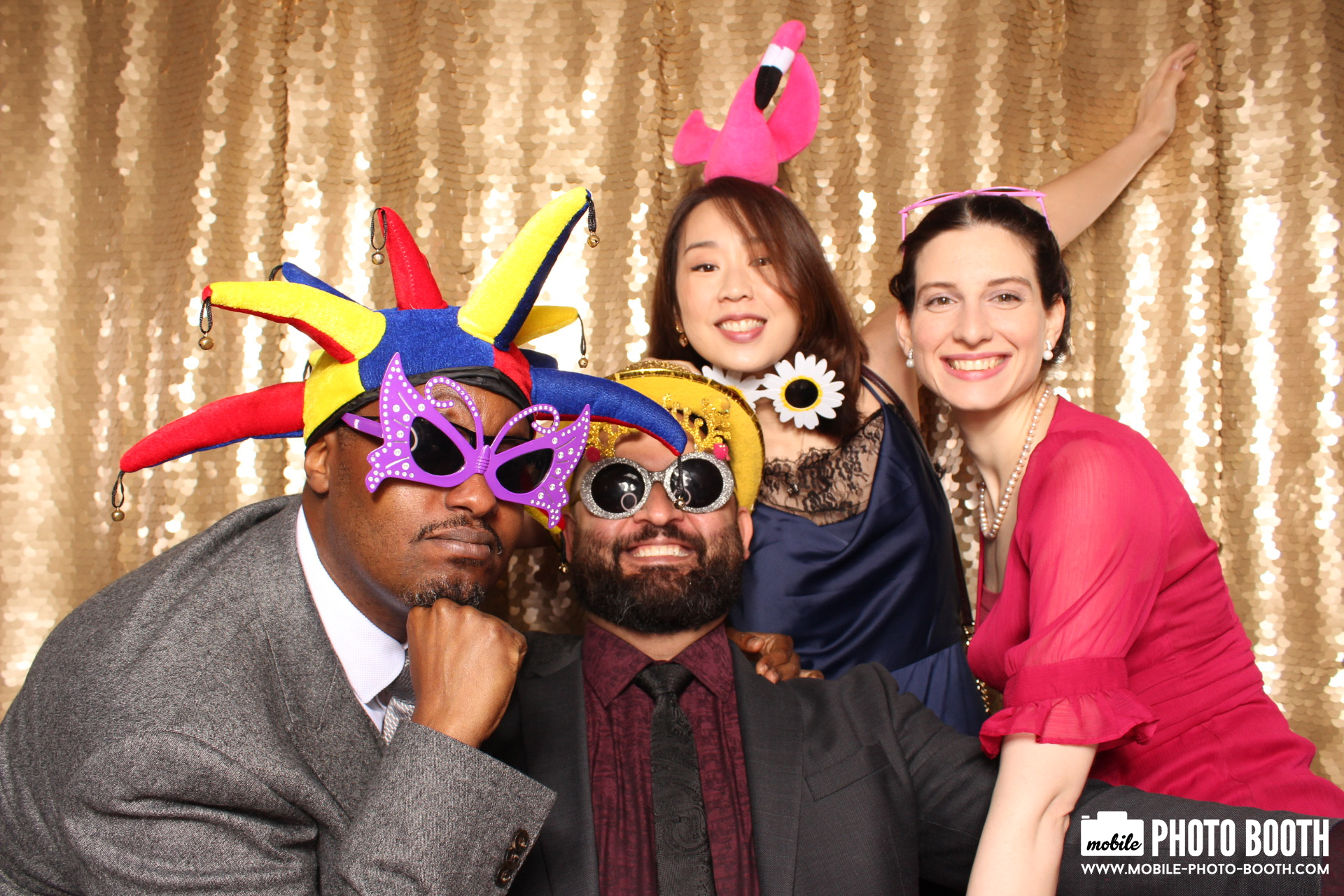Mike & Molly | View more photos from the event at images.mobile-photo-booth.com/u/MobilePhotoBoothUK/Mike-Molly