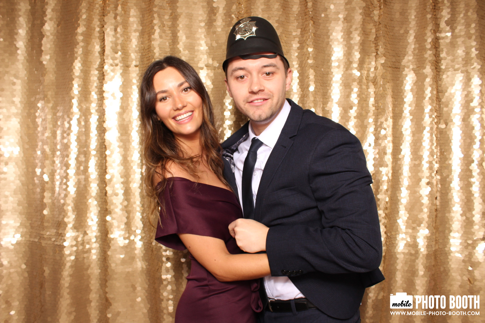 Mike & Molly | View more photos from the event at images.mobile-photo-booth.com/u/MobilePhotoBoothUK/Mike-Molly