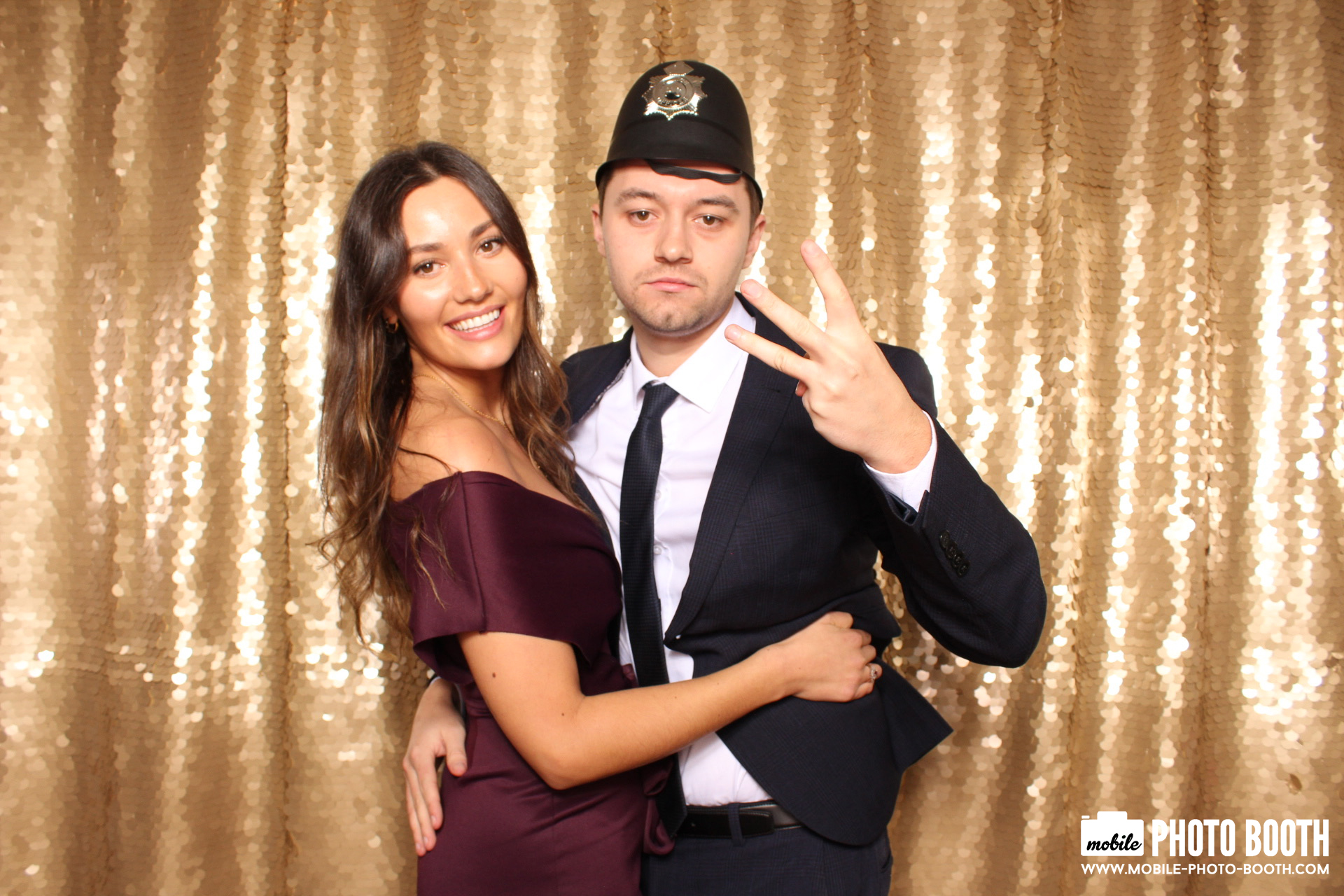 Mike & Molly | View more photos from the event at images.mobile-photo-booth.com/u/MobilePhotoBoothUK/Mike-Molly