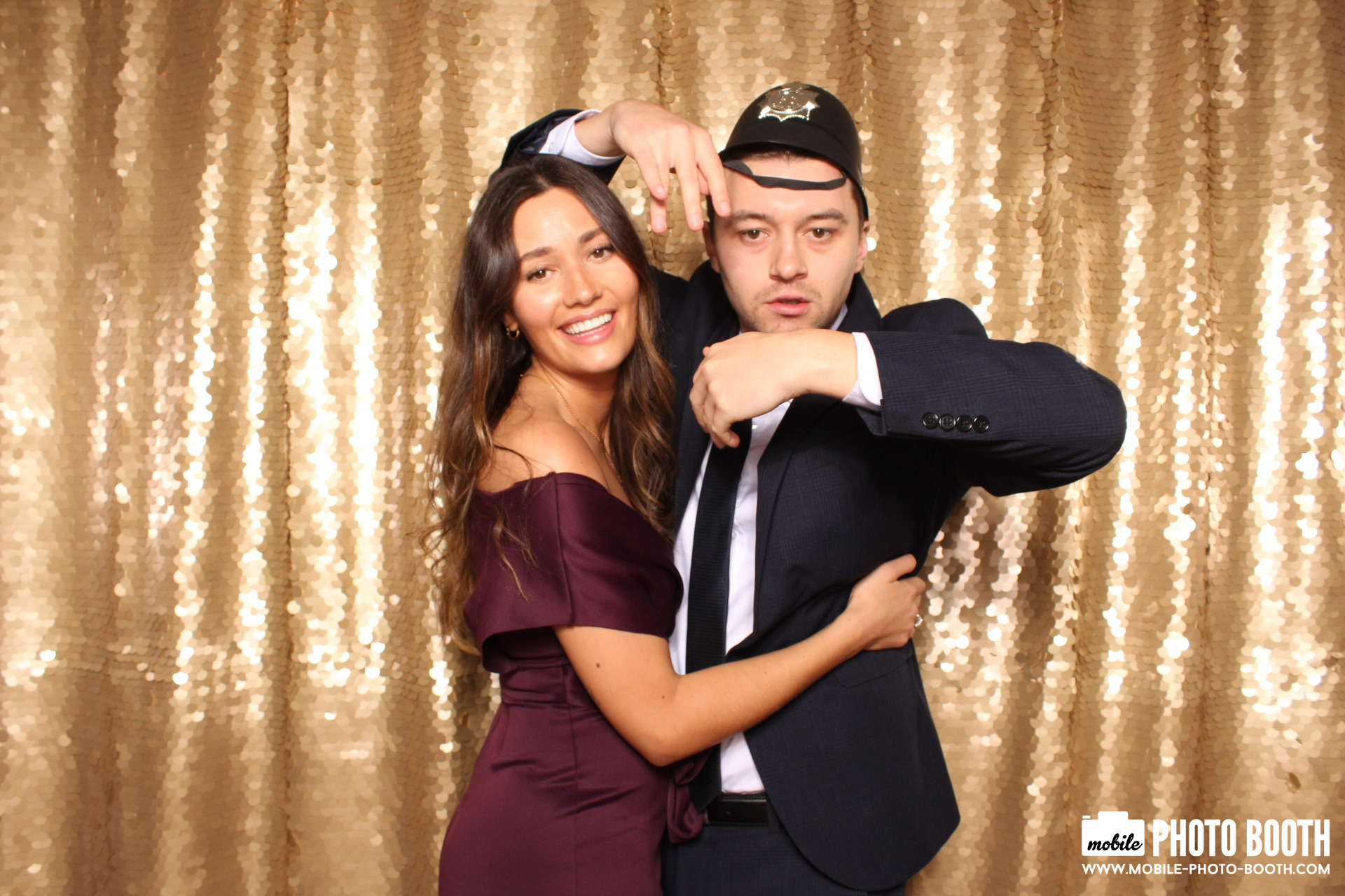 Mike & Molly | View more photos from the event at images.mobile-photo-booth.com/u/MobilePhotoBoothUK/Mike-Molly