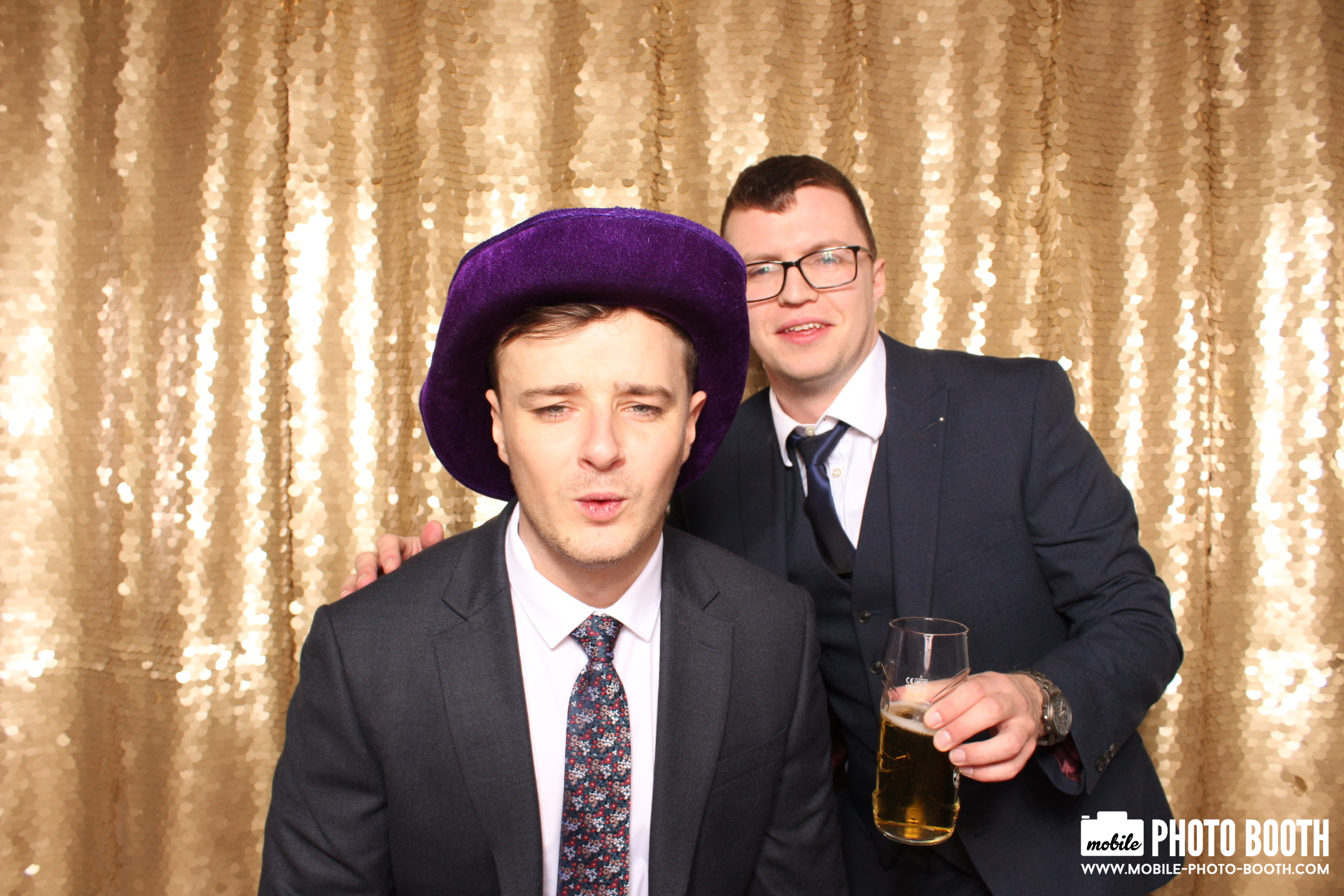 Mike & Molly | View more photos from the event at images.mobile-photo-booth.com/u/MobilePhotoBoothUK/Mike-Molly