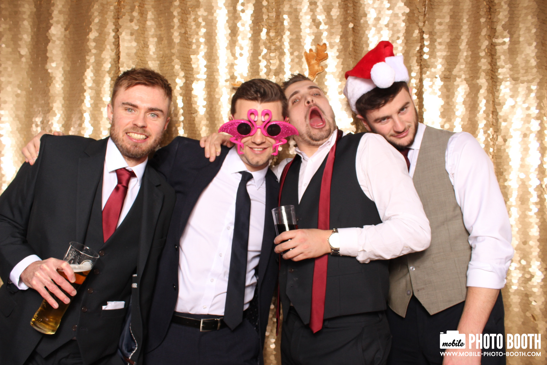 Mike & Molly | View more photos from the event at images.mobile-photo-booth.com/u/MobilePhotoBoothUK/Mike-Molly