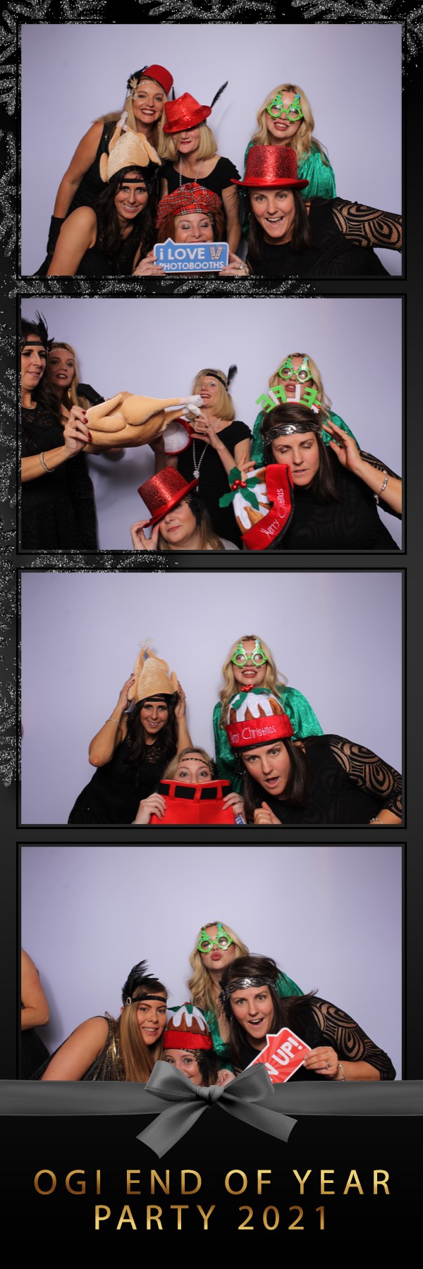 Ogi End of Year Party 2021 | View more photos from the event at images.mobile-photo-booth.com/u/MobilePhotoBoothUK/Ogi-End-of-Year-Party-2021