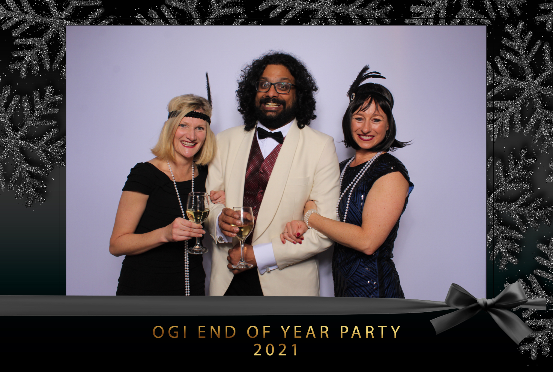 Ogi End of Year Party 2021 | View more photos from the event at images.mobile-photo-booth.com/u/MobilePhotoBoothUK/Ogi-End-of-Year-Party-2021