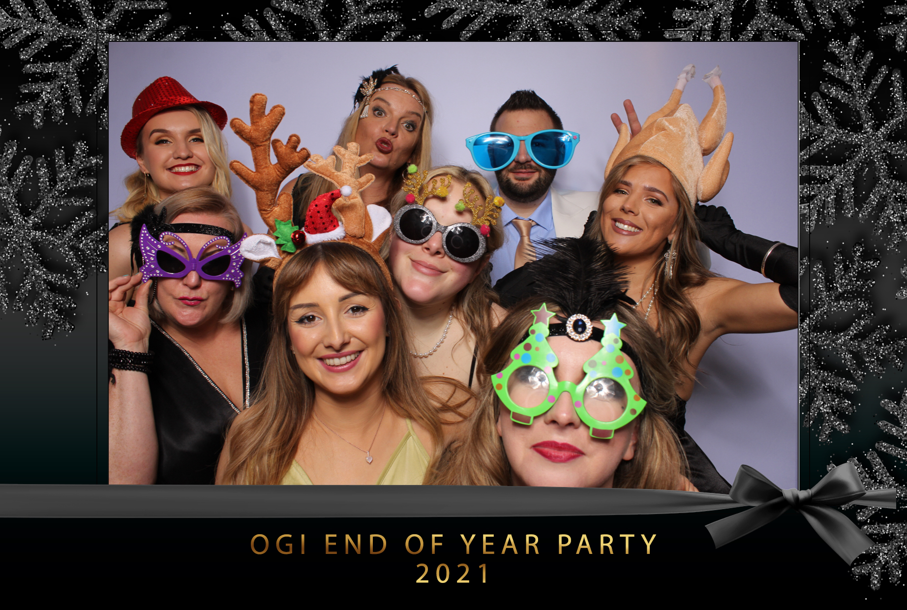 Ogi End of Year Party 2021 | View more photos from the event at images.mobile-photo-booth.com/u/MobilePhotoBoothUK/Ogi-End-of-Year-Party-2021