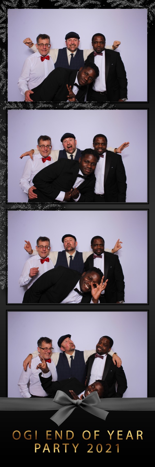 Ogi End of Year Party 2021 | View more photos from the event at images.mobile-photo-booth.com/u/MobilePhotoBoothUK/Ogi-End-of-Year-Party-2021