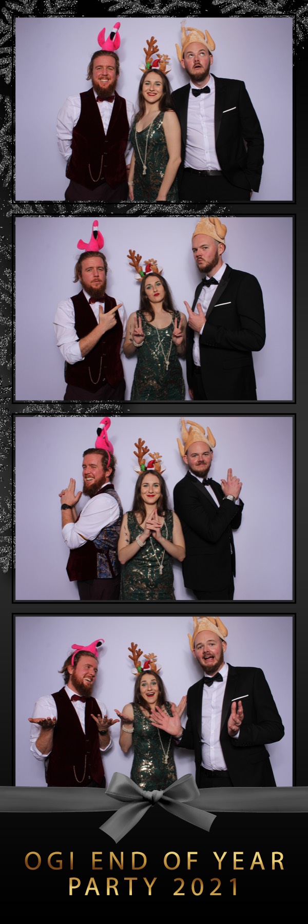 Ogi End of Year Party 2021 | View more photos from the event at images.mobile-photo-booth.com/u/MobilePhotoBoothUK/Ogi-End-of-Year-Party-2021