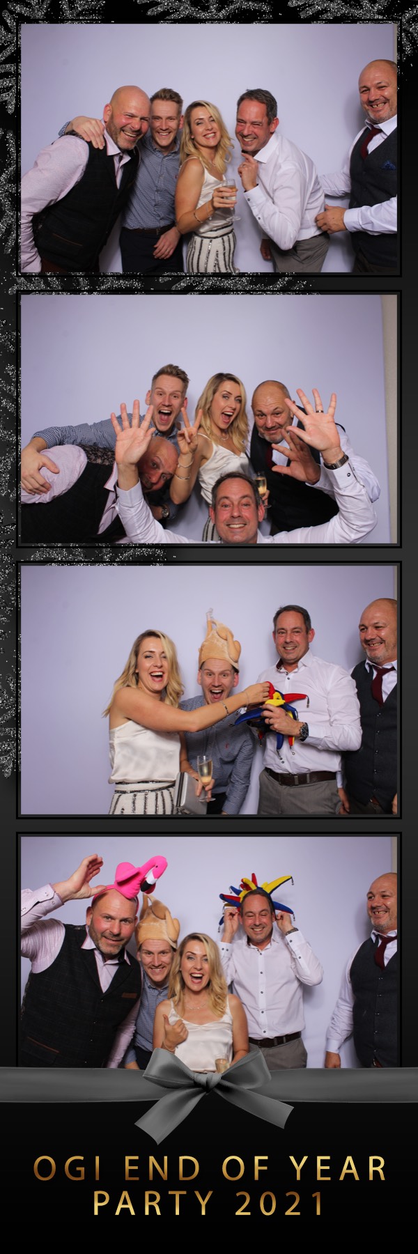 Ogi End of Year Party 2021 | View more photos from the event at images.mobile-photo-booth.com/u/MobilePhotoBoothUK/Ogi-End-of-Year-Party-2021