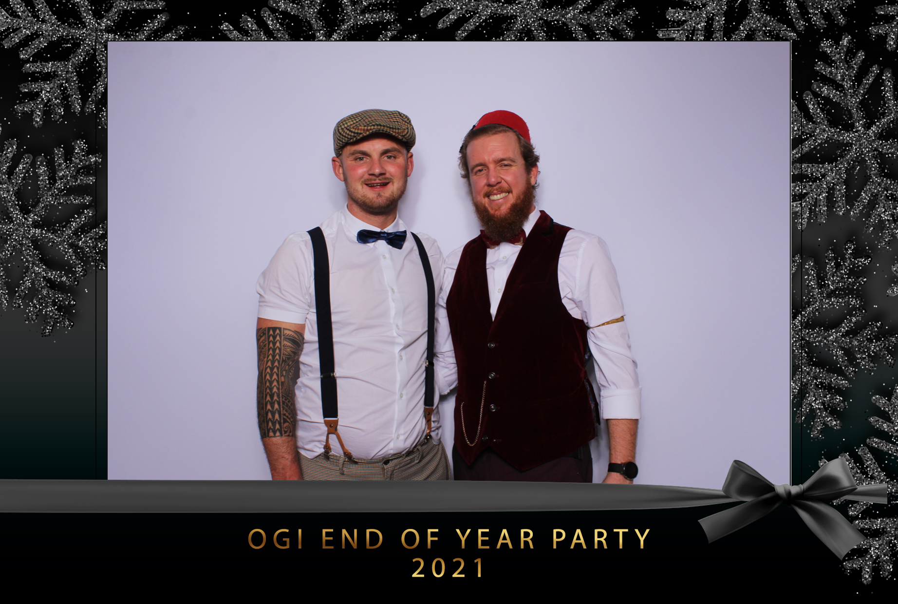 Ogi End of Year Party 2021 | View more photos from the event at images.mobile-photo-booth.com/u/MobilePhotoBoothUK/Ogi-End-of-Year-Party-2021