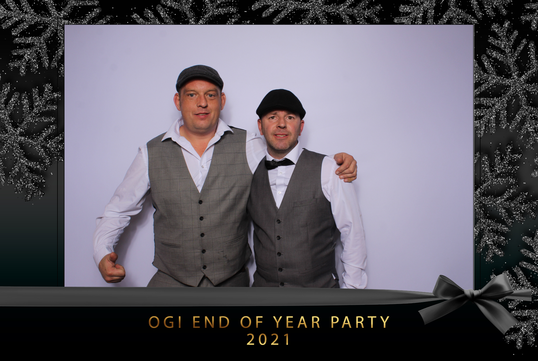 Ogi End of Year Party 2021 | View more photos from the event at images.mobile-photo-booth.com/u/MobilePhotoBoothUK/Ogi-End-of-Year-Party-2021
